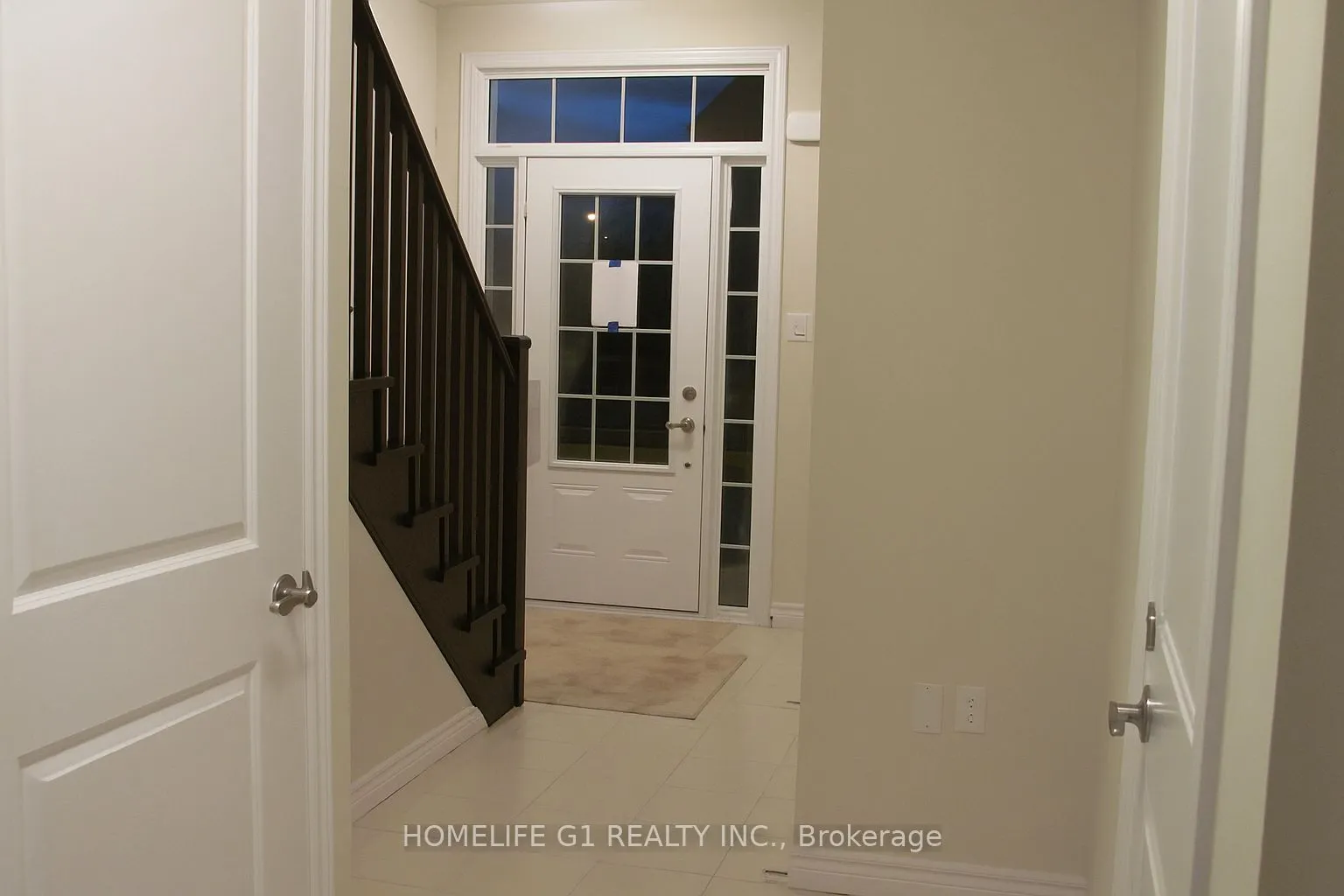 8 Lakelawn Road