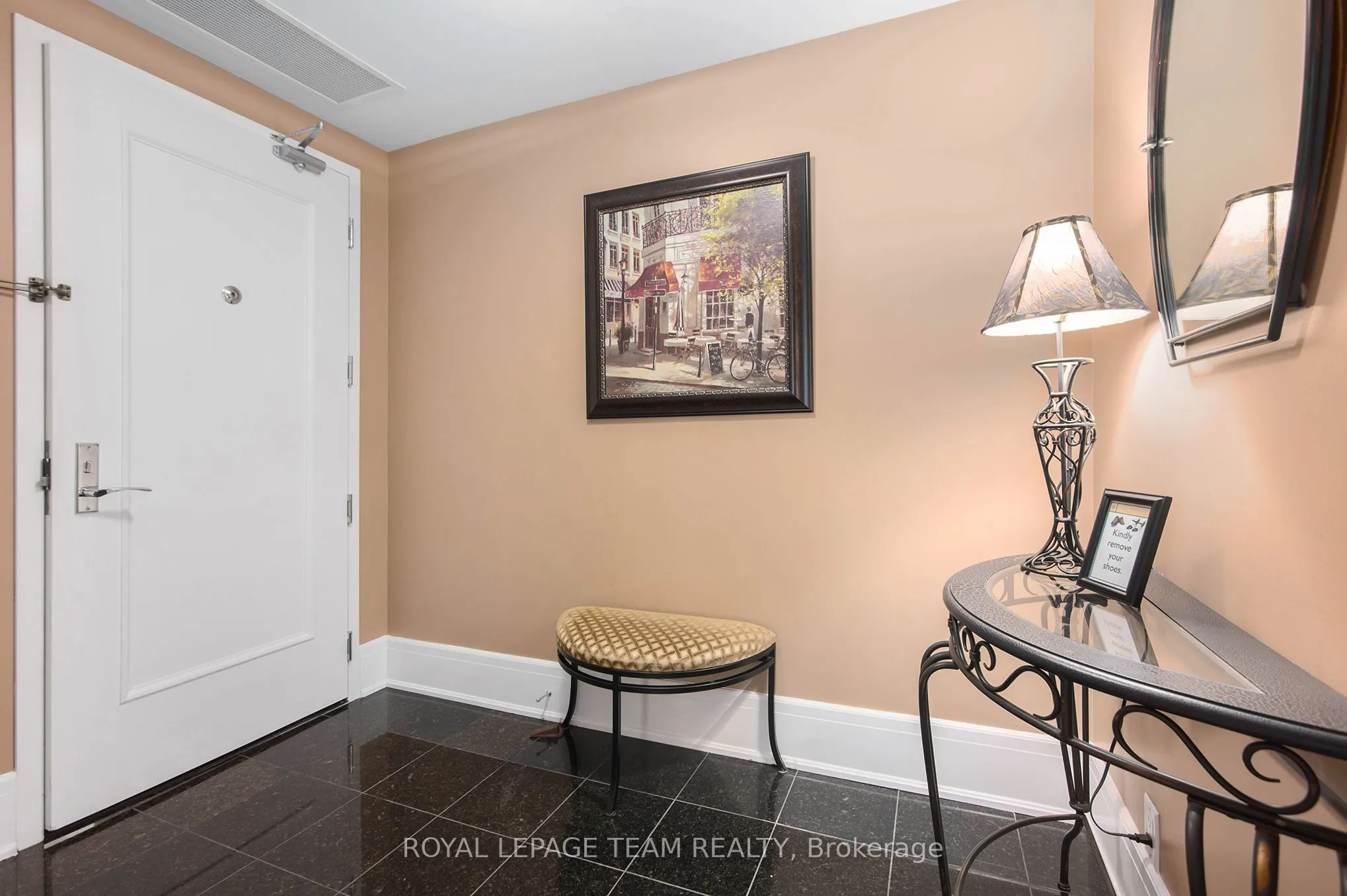 700 SUSSEX Drive, #410