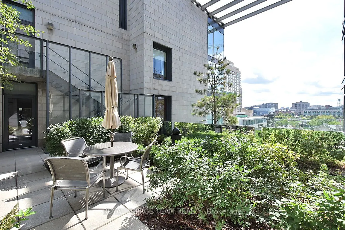 700 SUSSEX Drive, #410