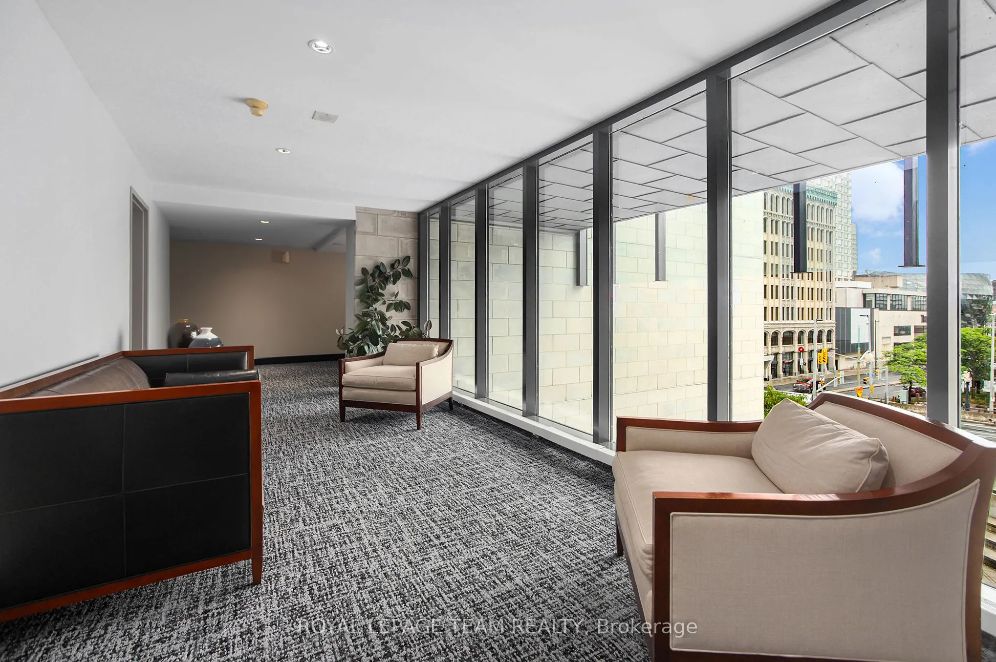 700 SUSSEX Drive, #410