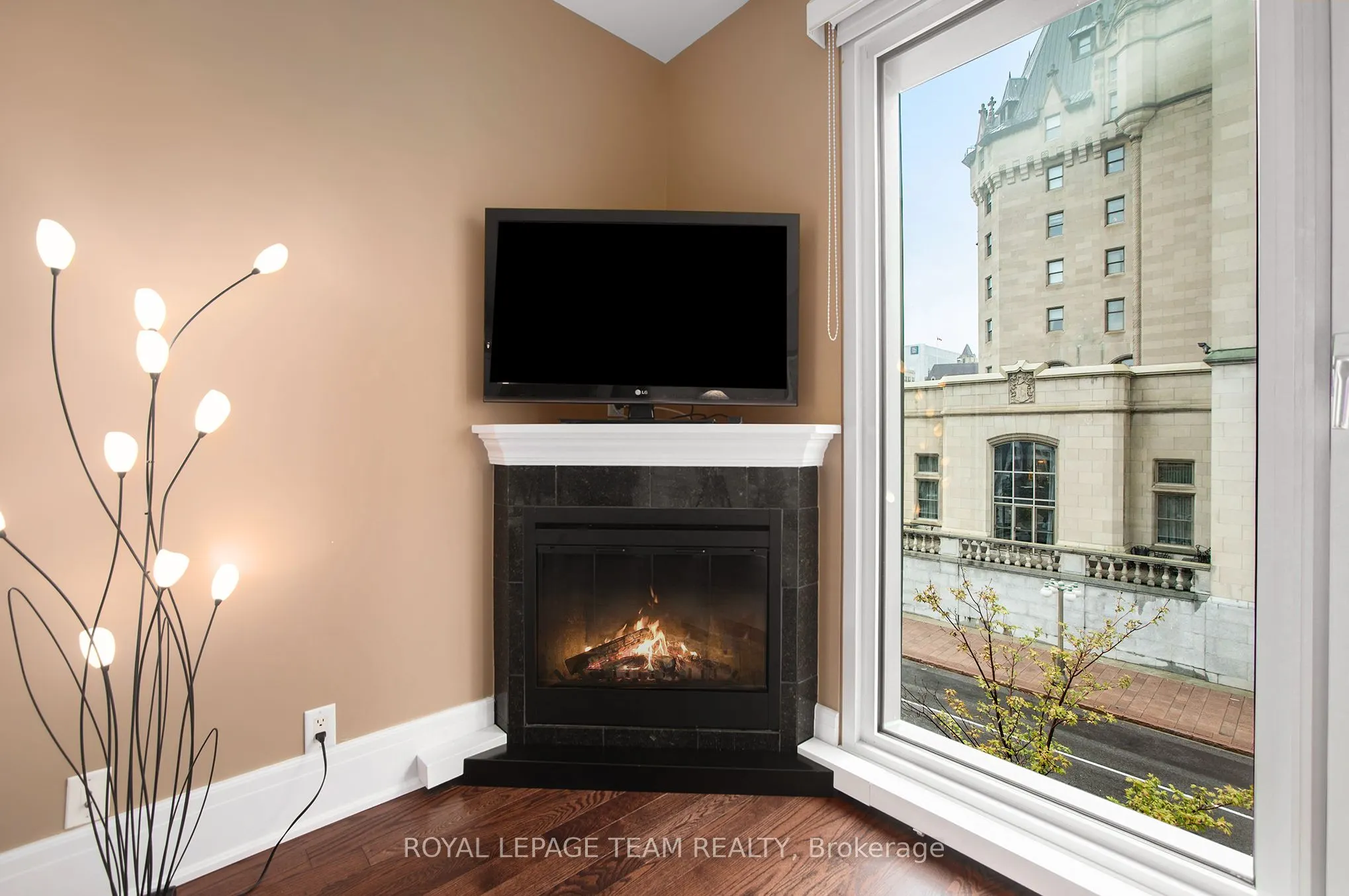 700 SUSSEX Drive, #410