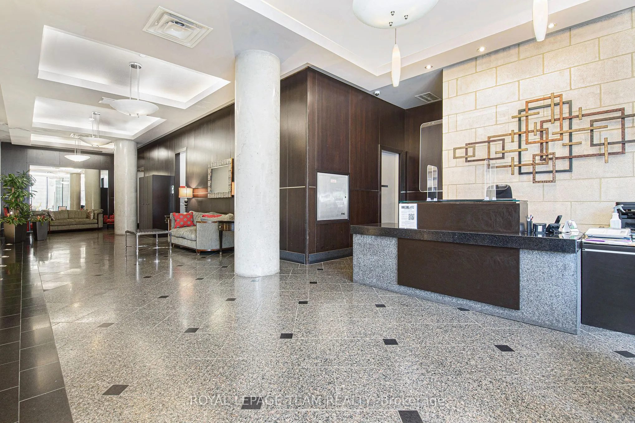 700 SUSSEX Drive, #410