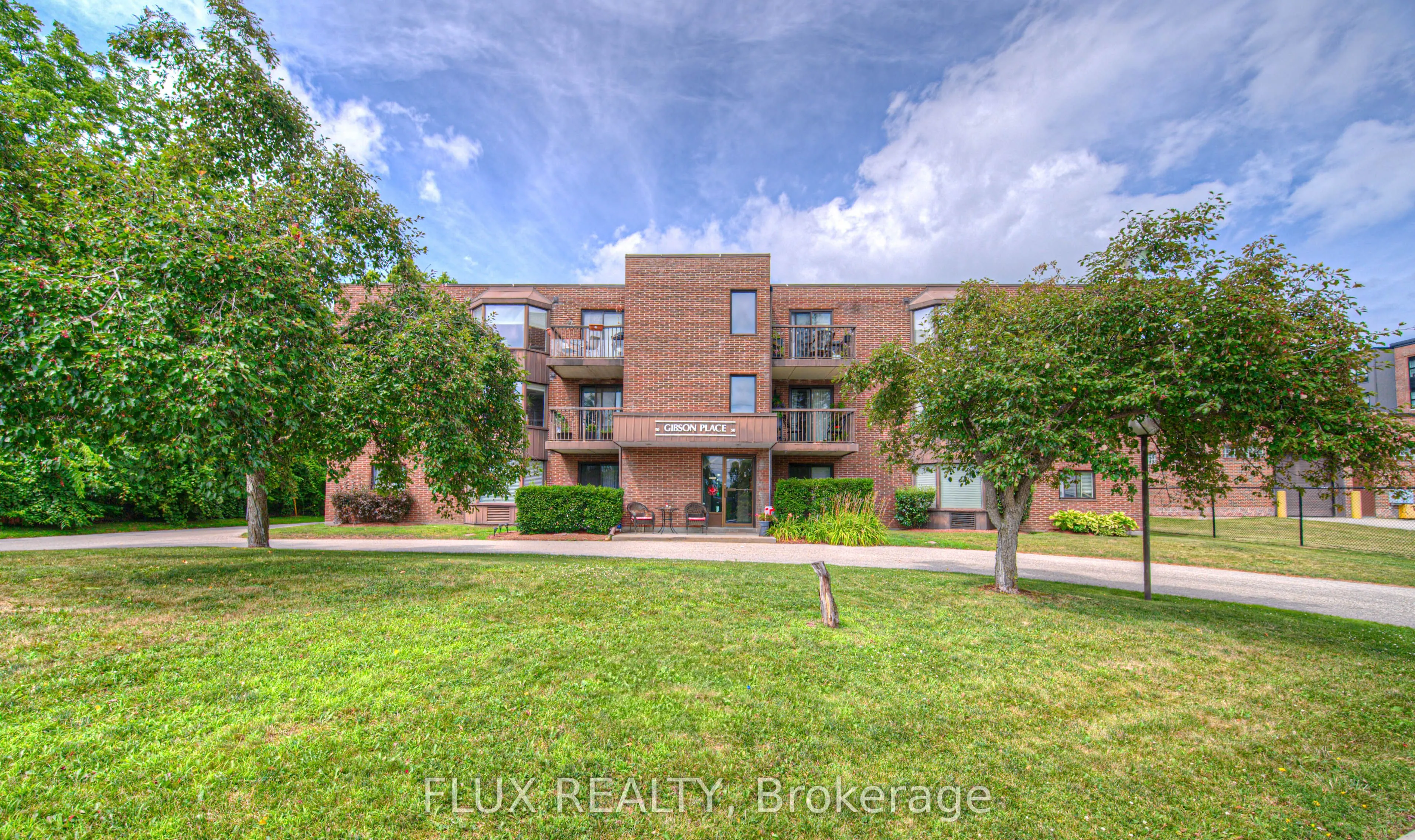 50 Gibson Street, #301