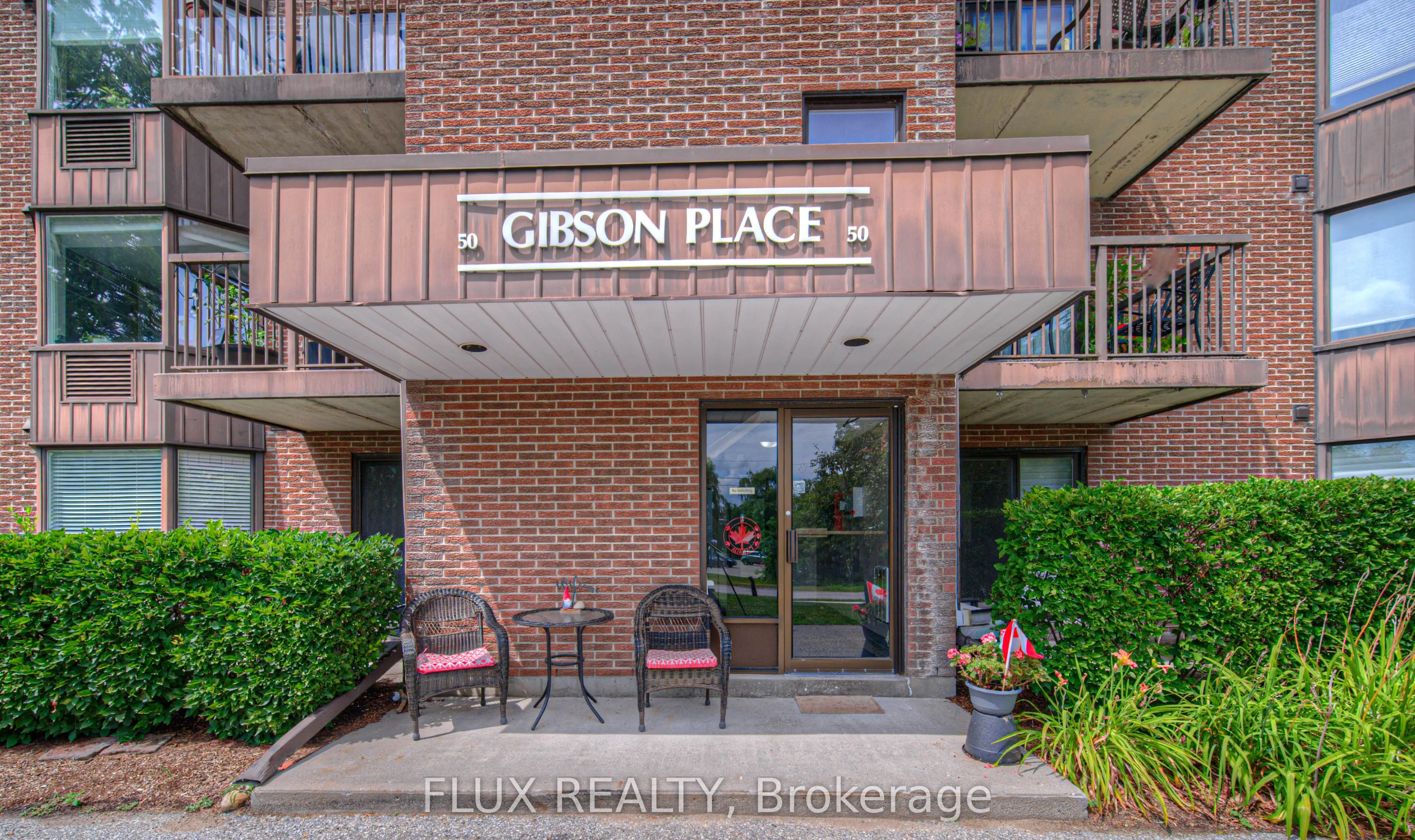 50 Gibson Street, #301
