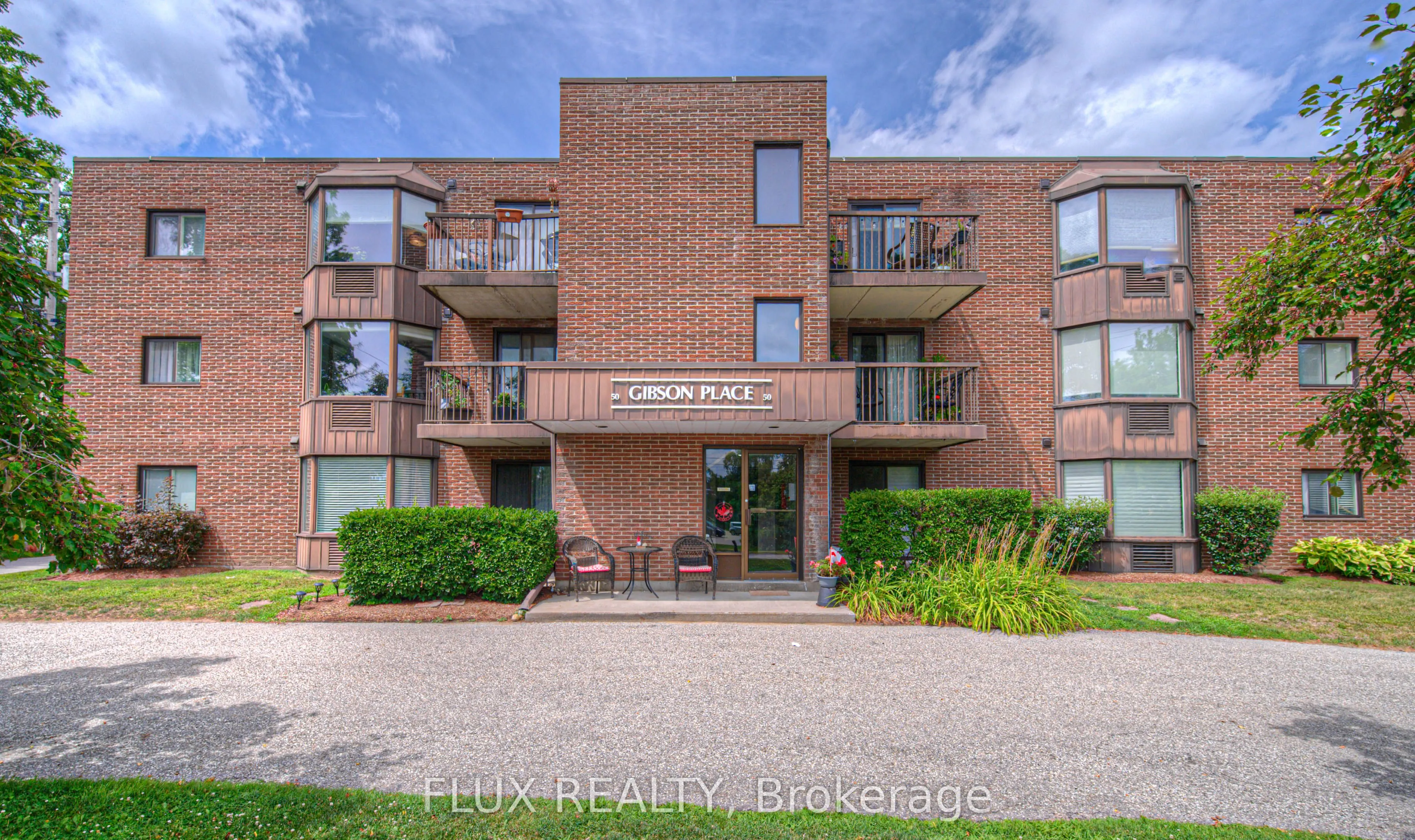 50 Gibson Street, #301