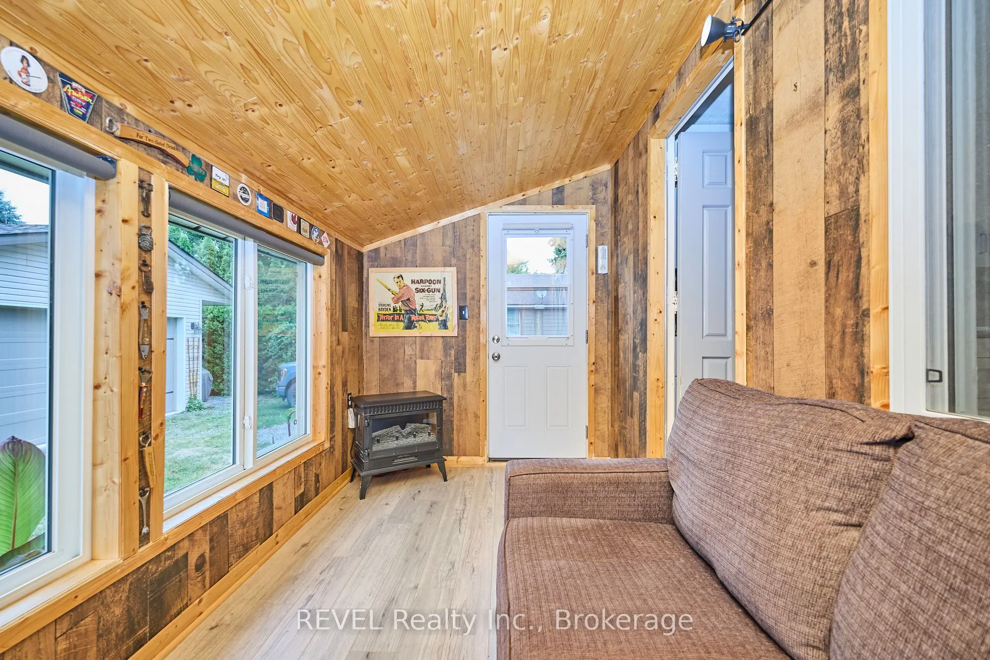 1317 Third Street Louth