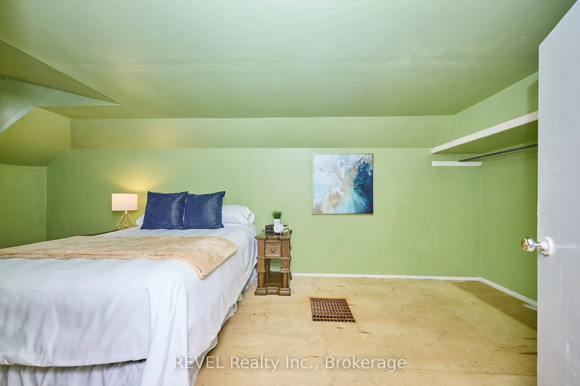 1317 Third Street Louth