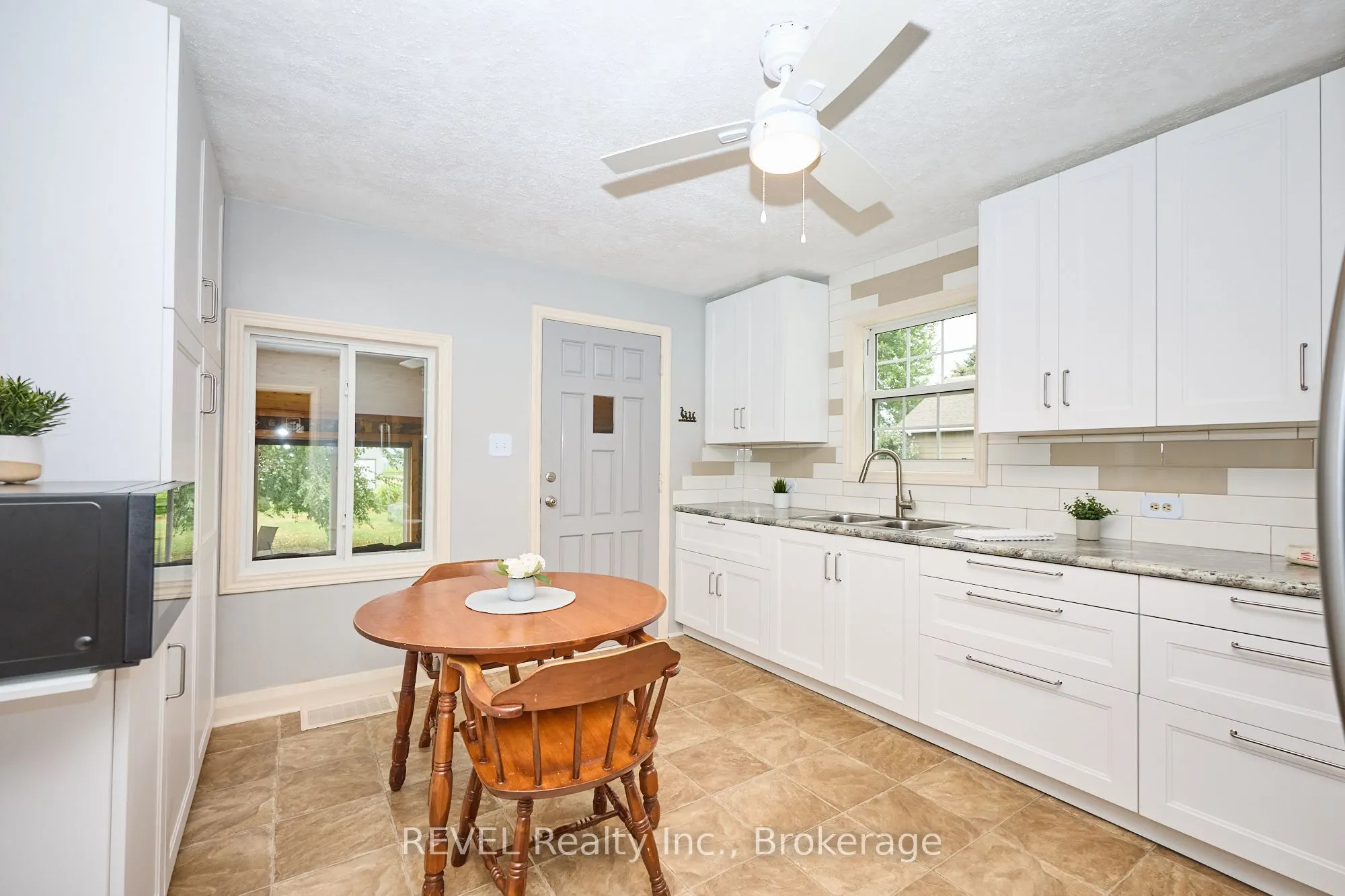 1317 Third Street Louth