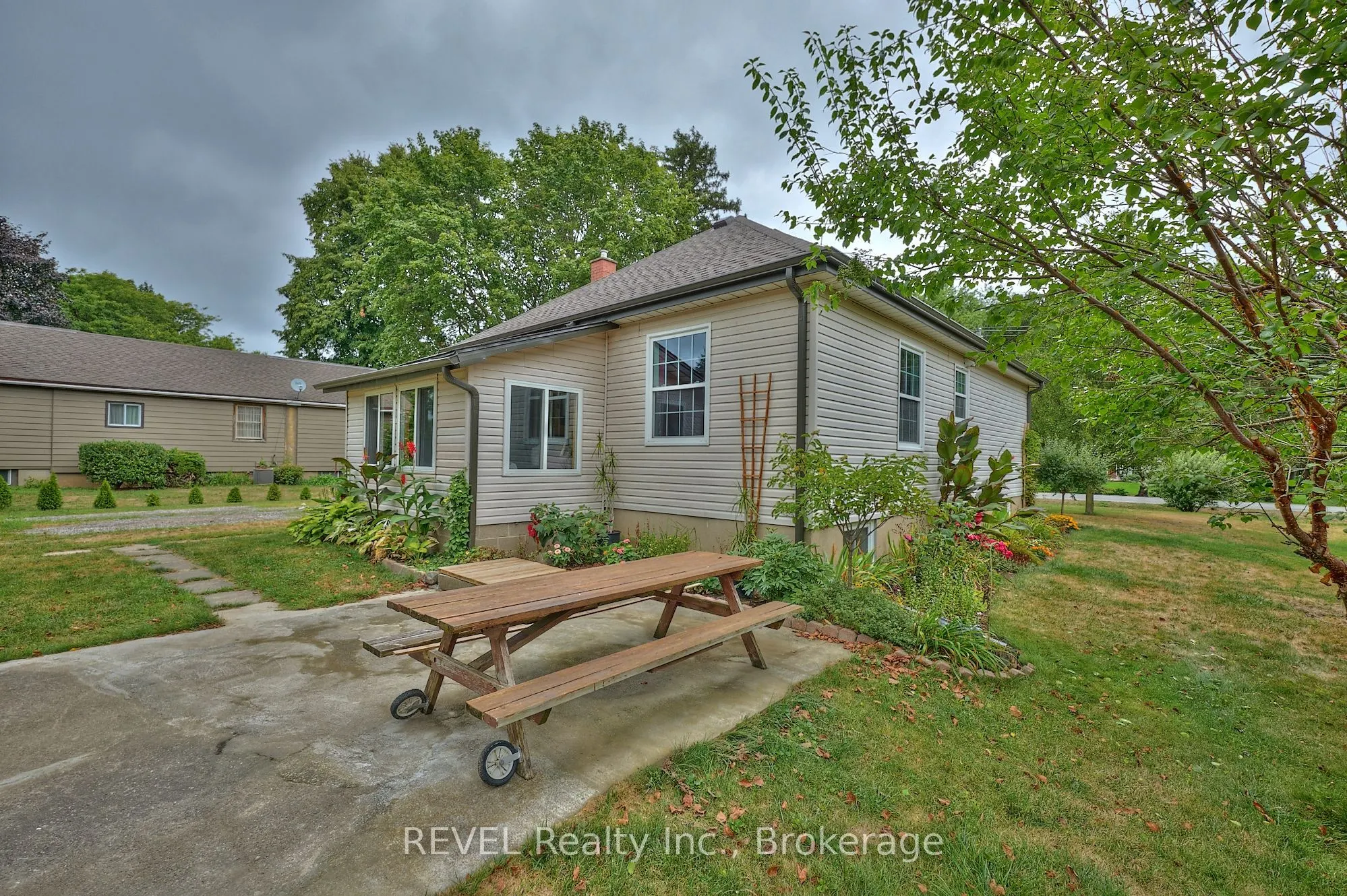 1317 Third Street Louth