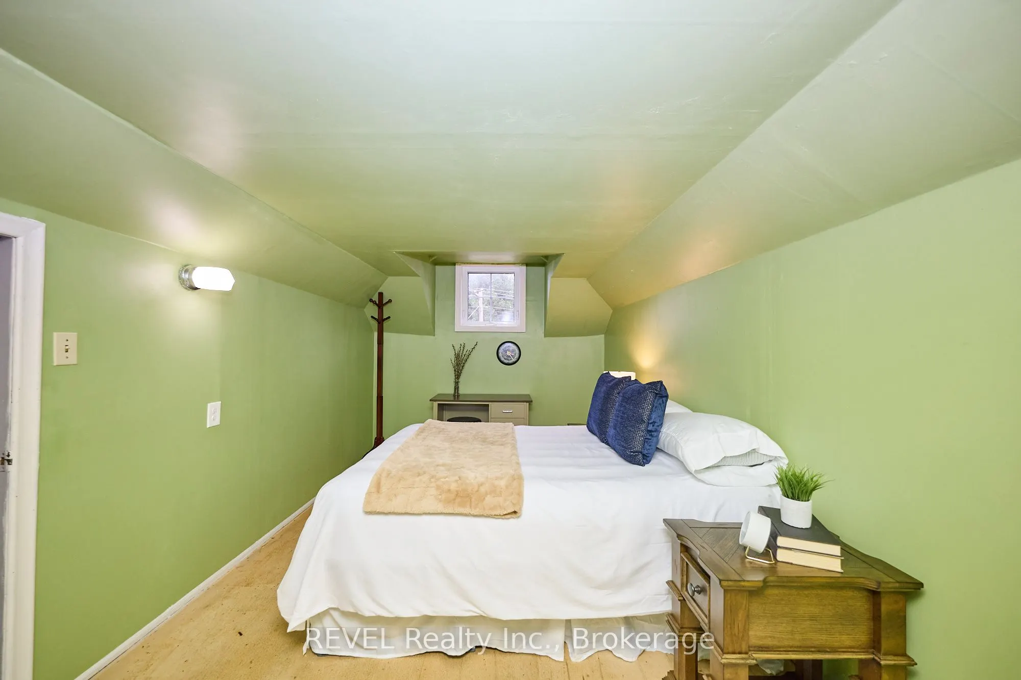1317 Third Street Louth