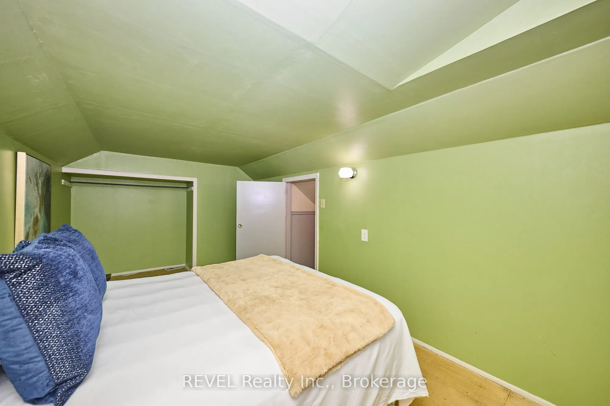 1317 Third Street Louth