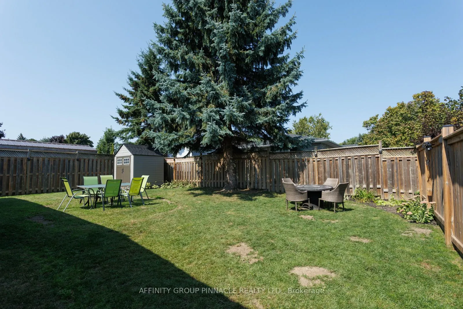 53 Madill Crescent