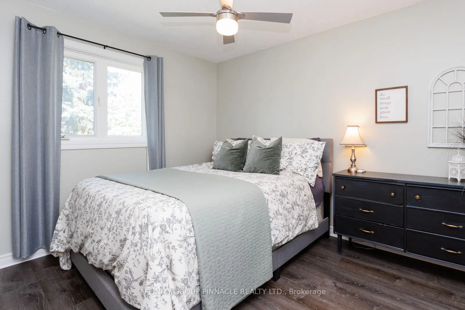 53 Madill Crescent