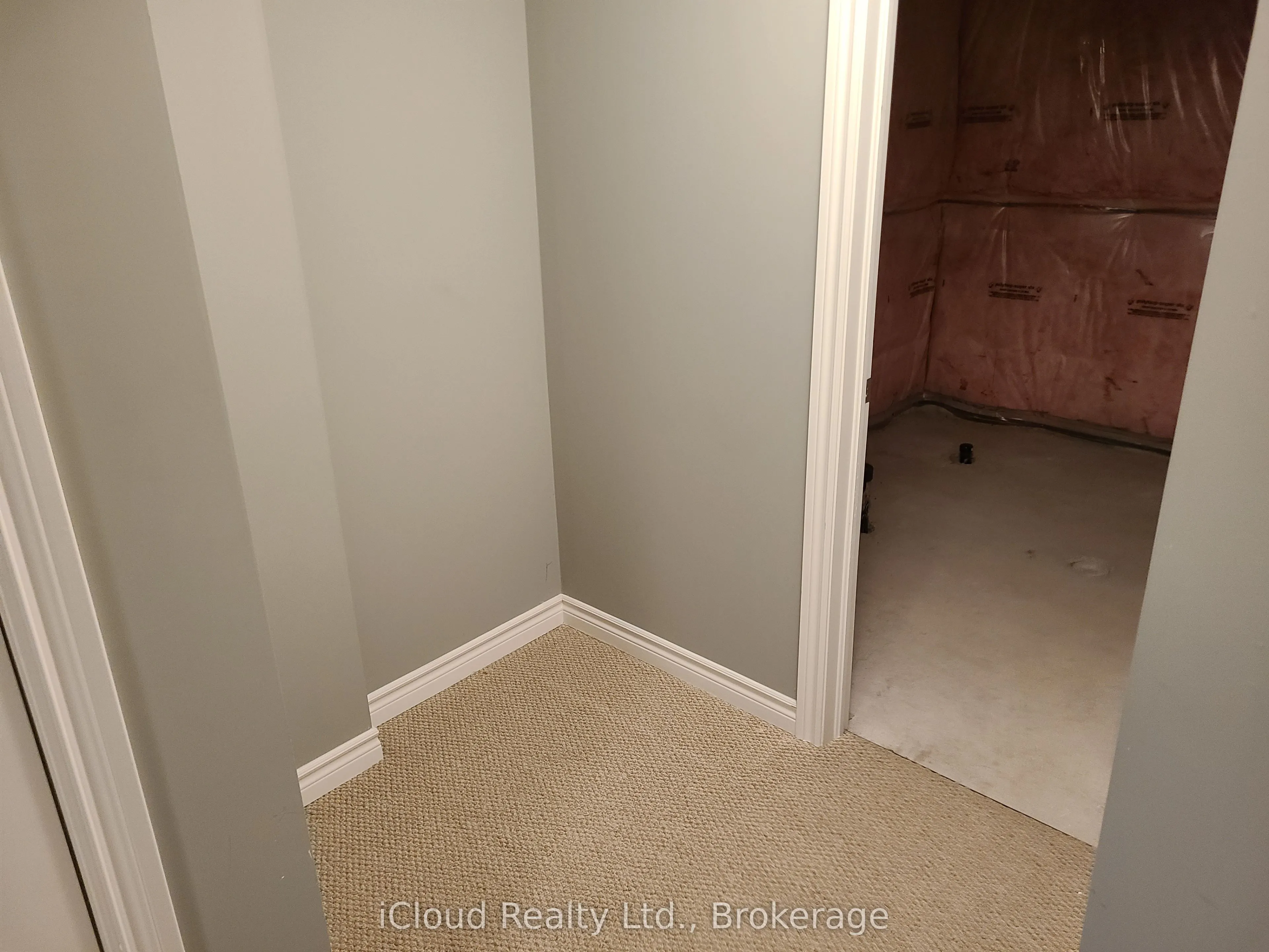 535 Margaret Street, #24