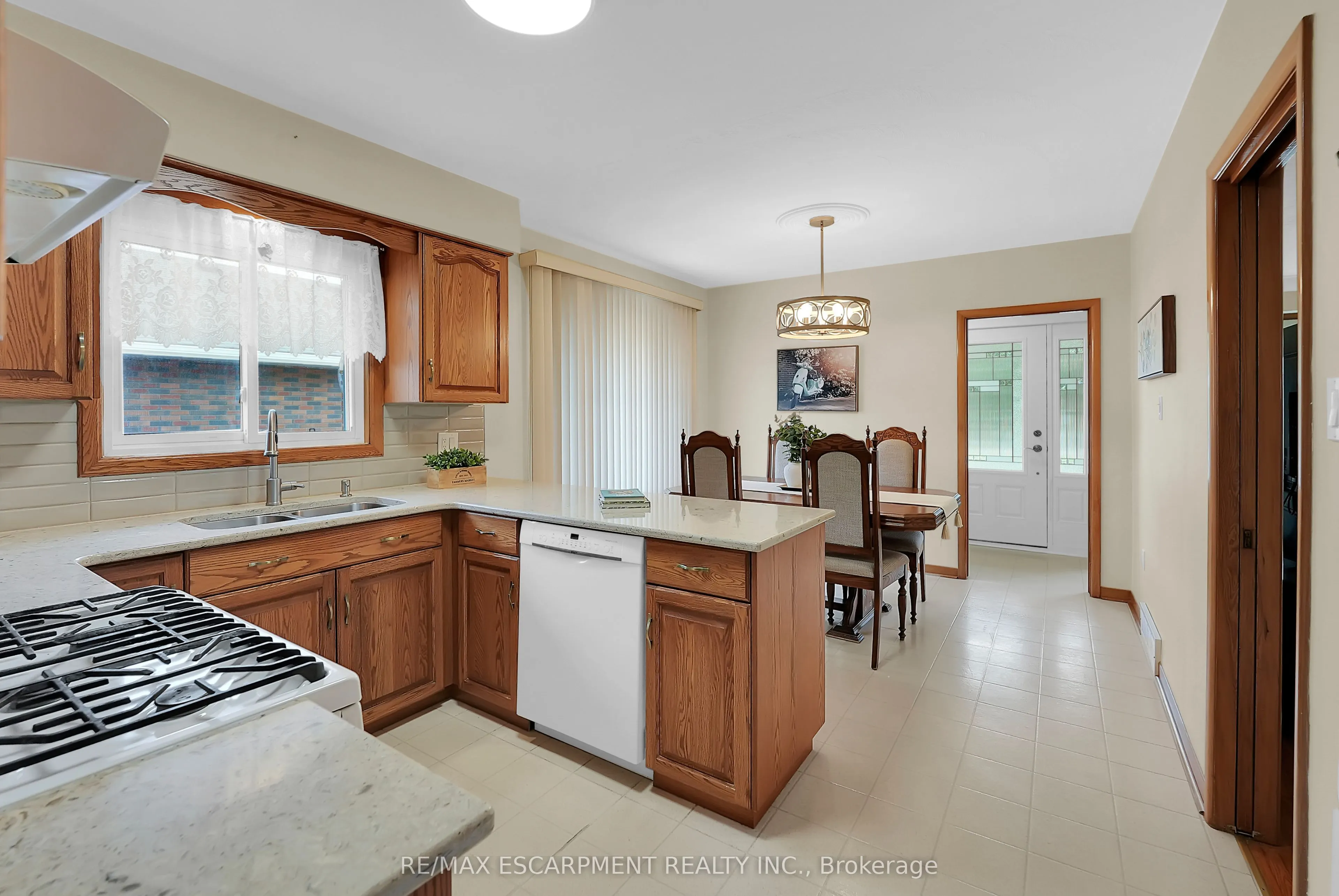 50 Louth Street