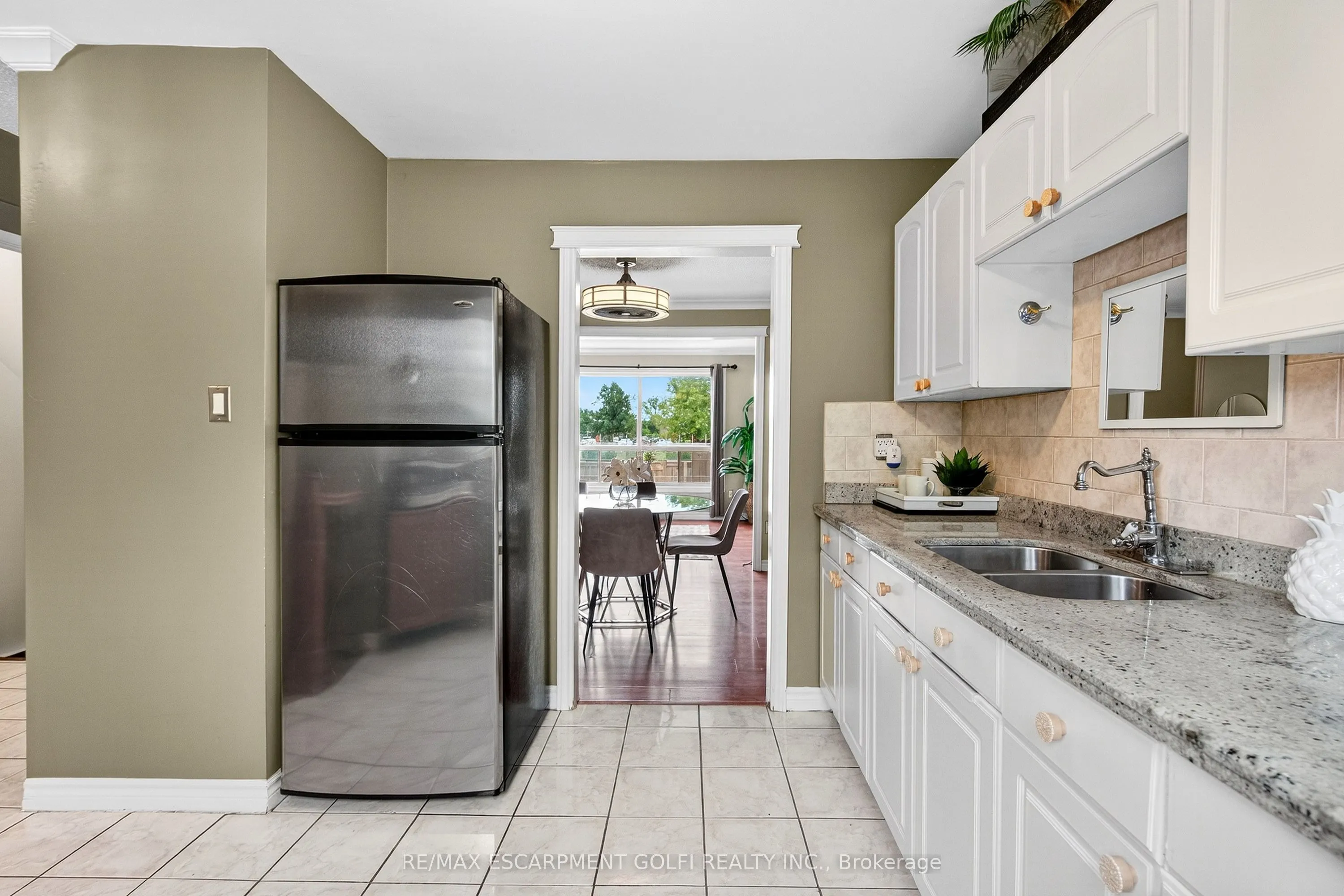 75 Berkindale Drive, #95