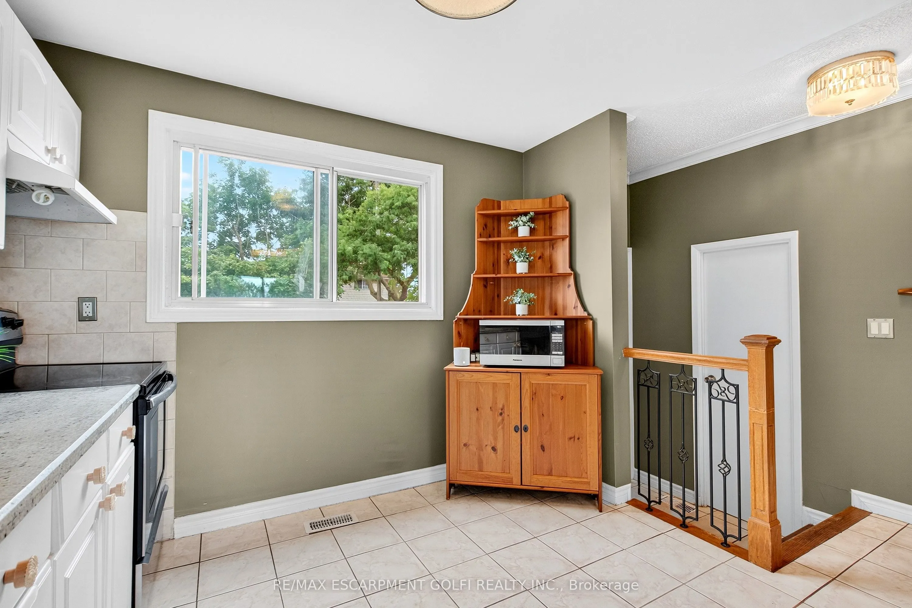 75 Berkindale Drive, #95
