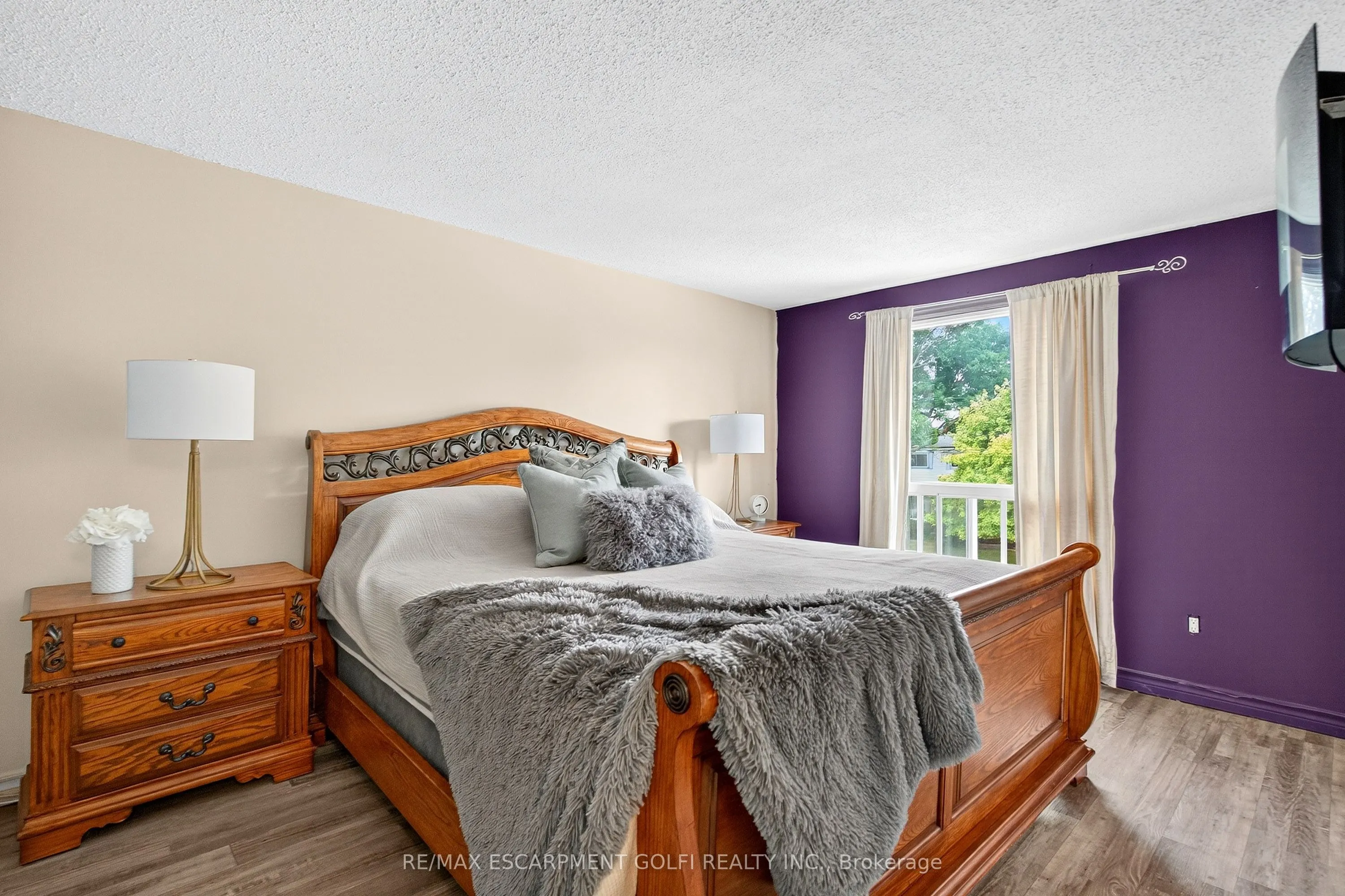 75 Berkindale Drive, #95