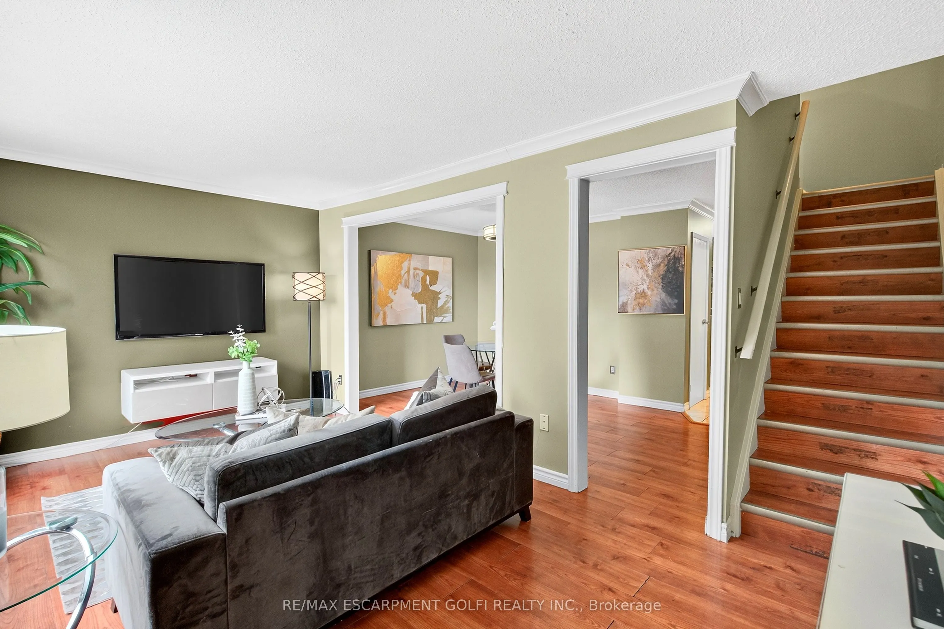 75 Berkindale Drive, #95