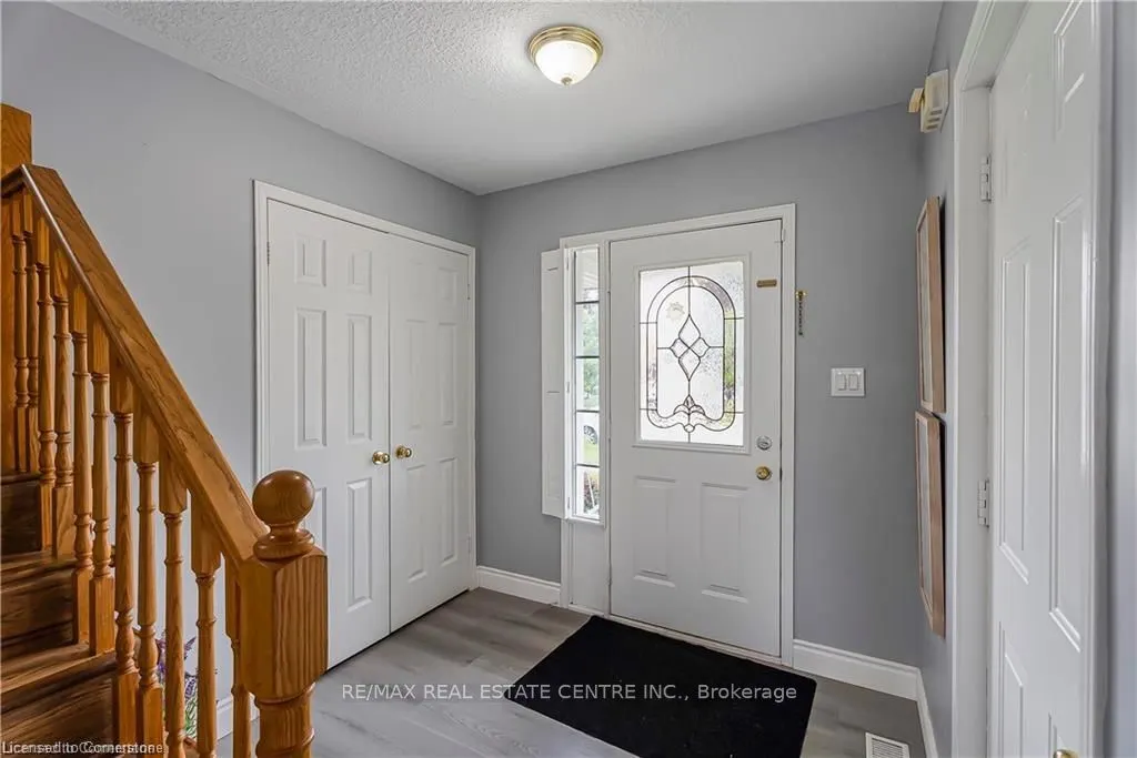 257 Grey Fox Drive, #Upper