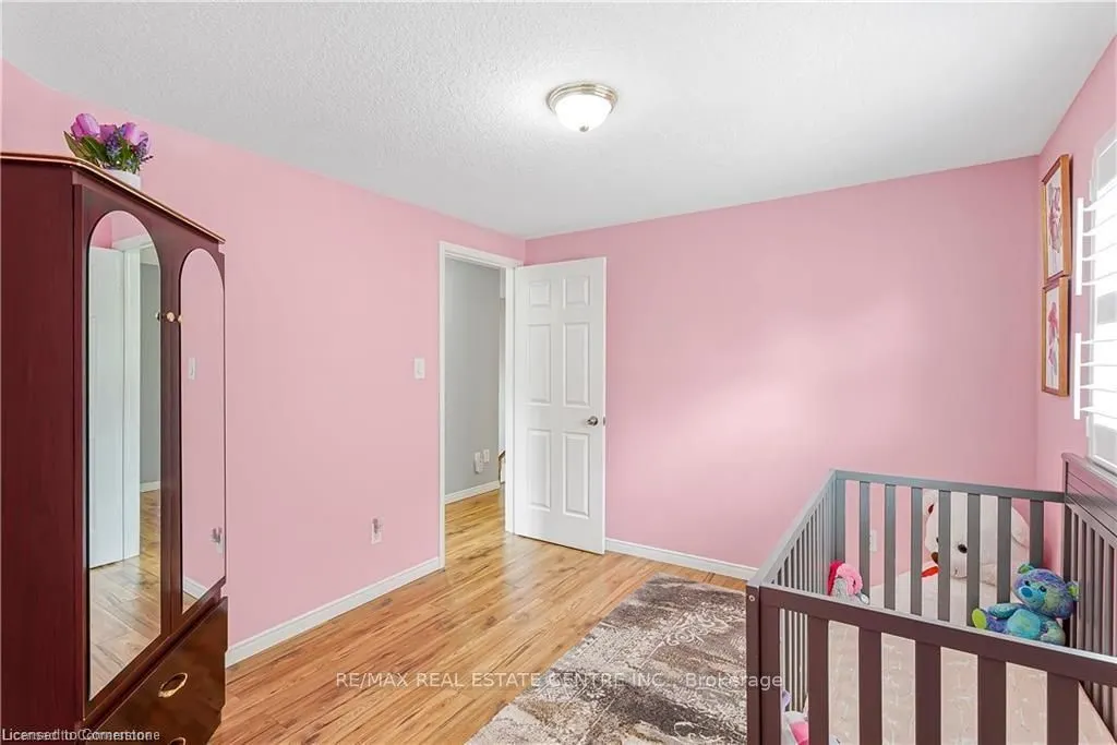 257 Grey Fox Drive, #Upper