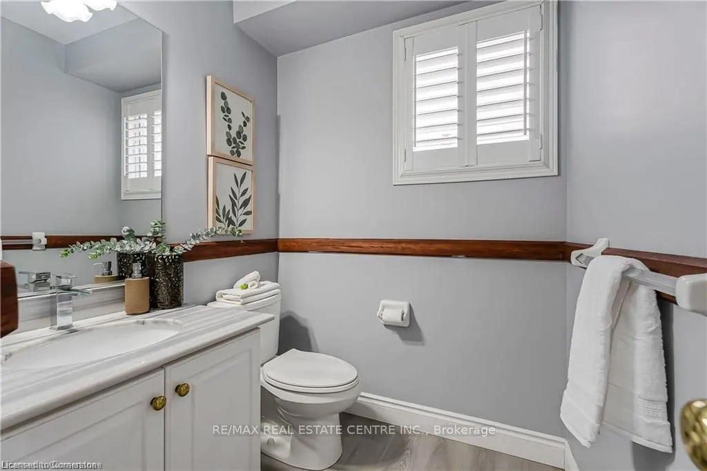 257 Grey Fox Drive, #Upper