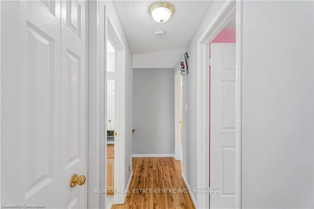 257 Grey Fox Drive, #Upper