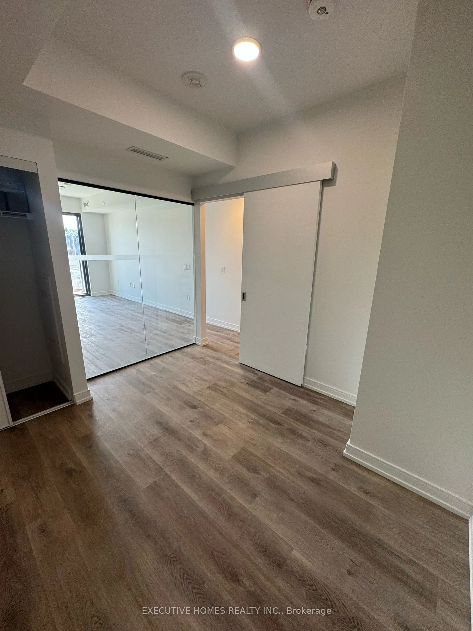 1 Jarvis Street, #1502
