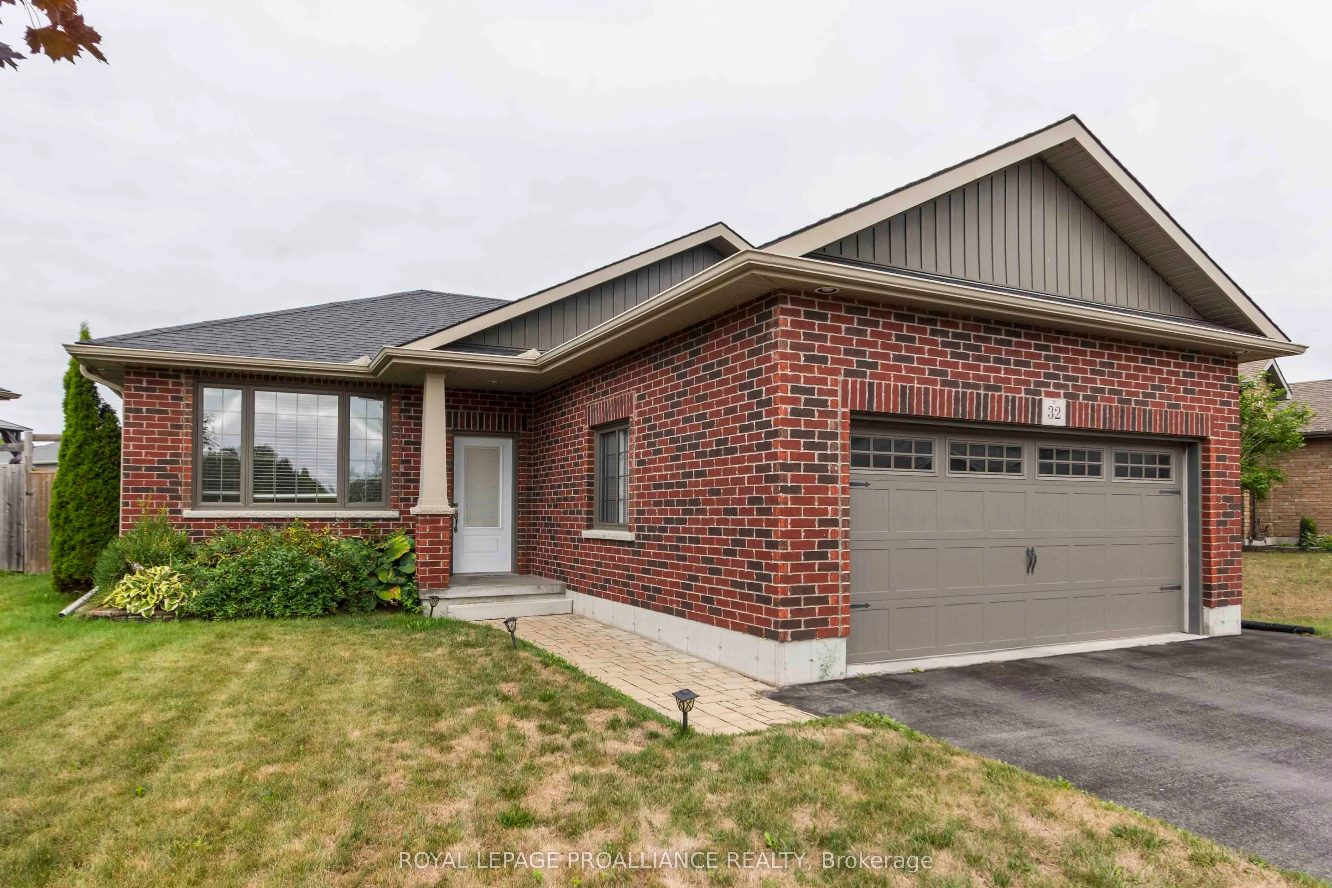 32 Aspen Drive
