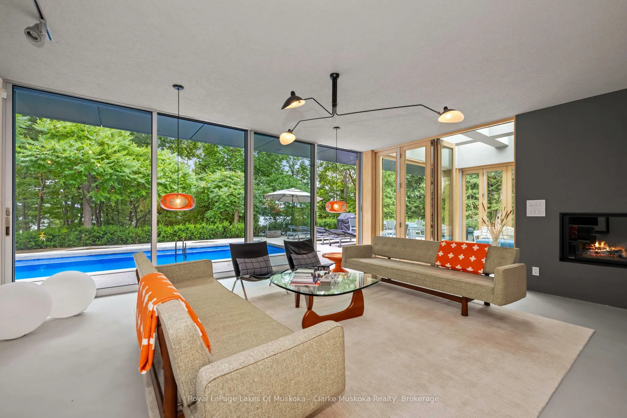 1114 Road 3200