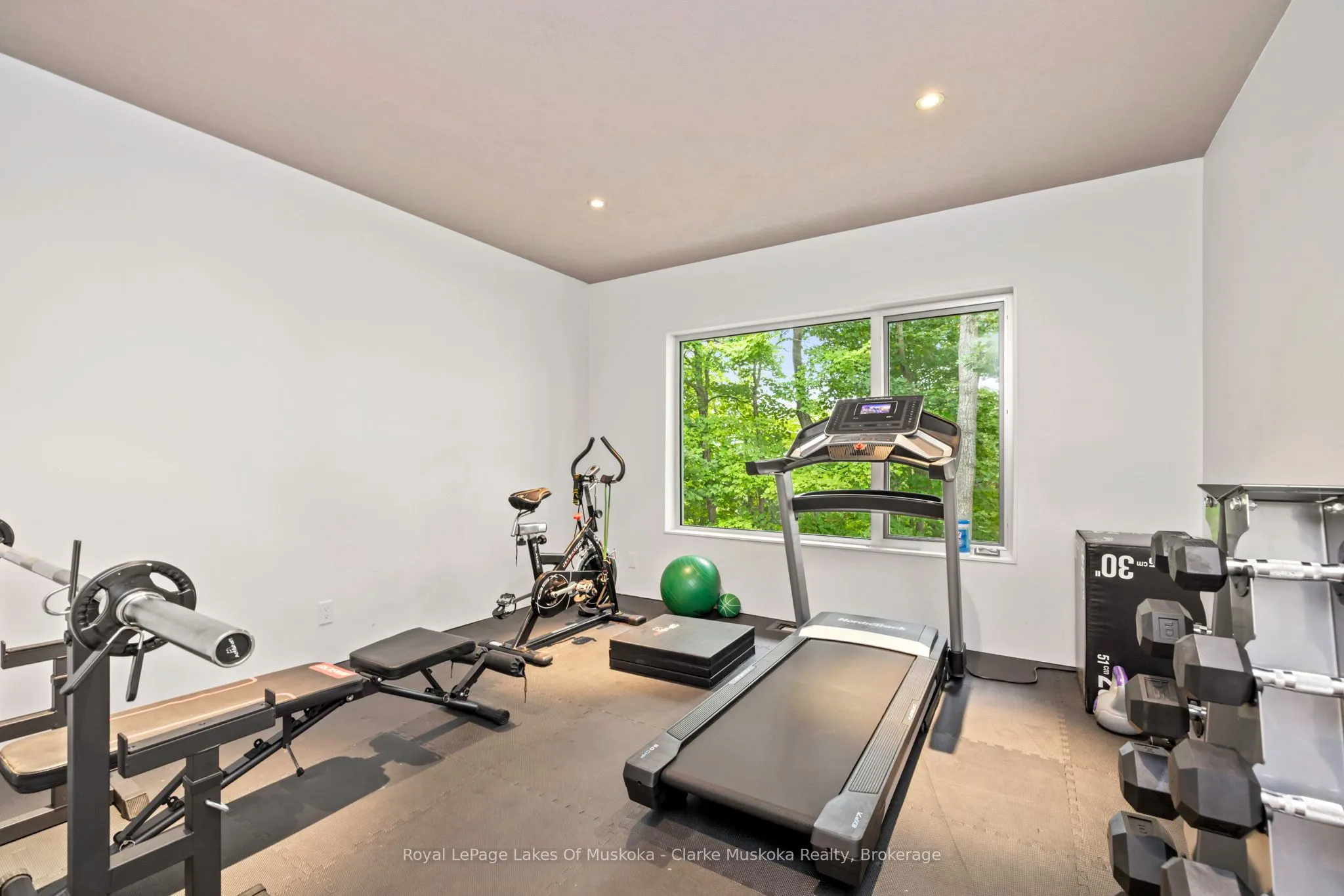 1114 Road 3200