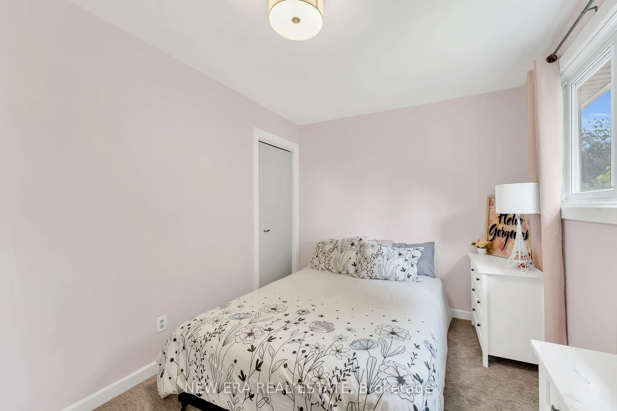 8 Ravensdale Road