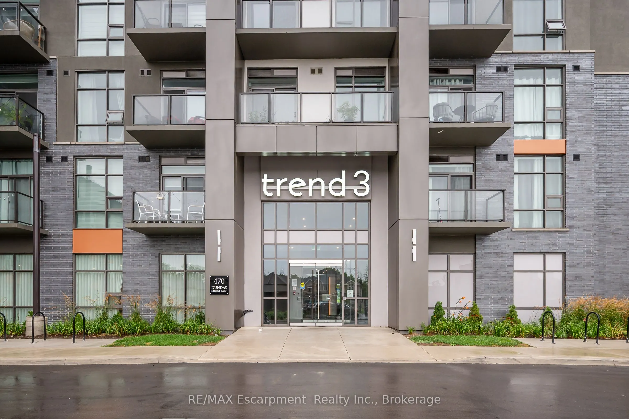 470 Dundas Street E, #514