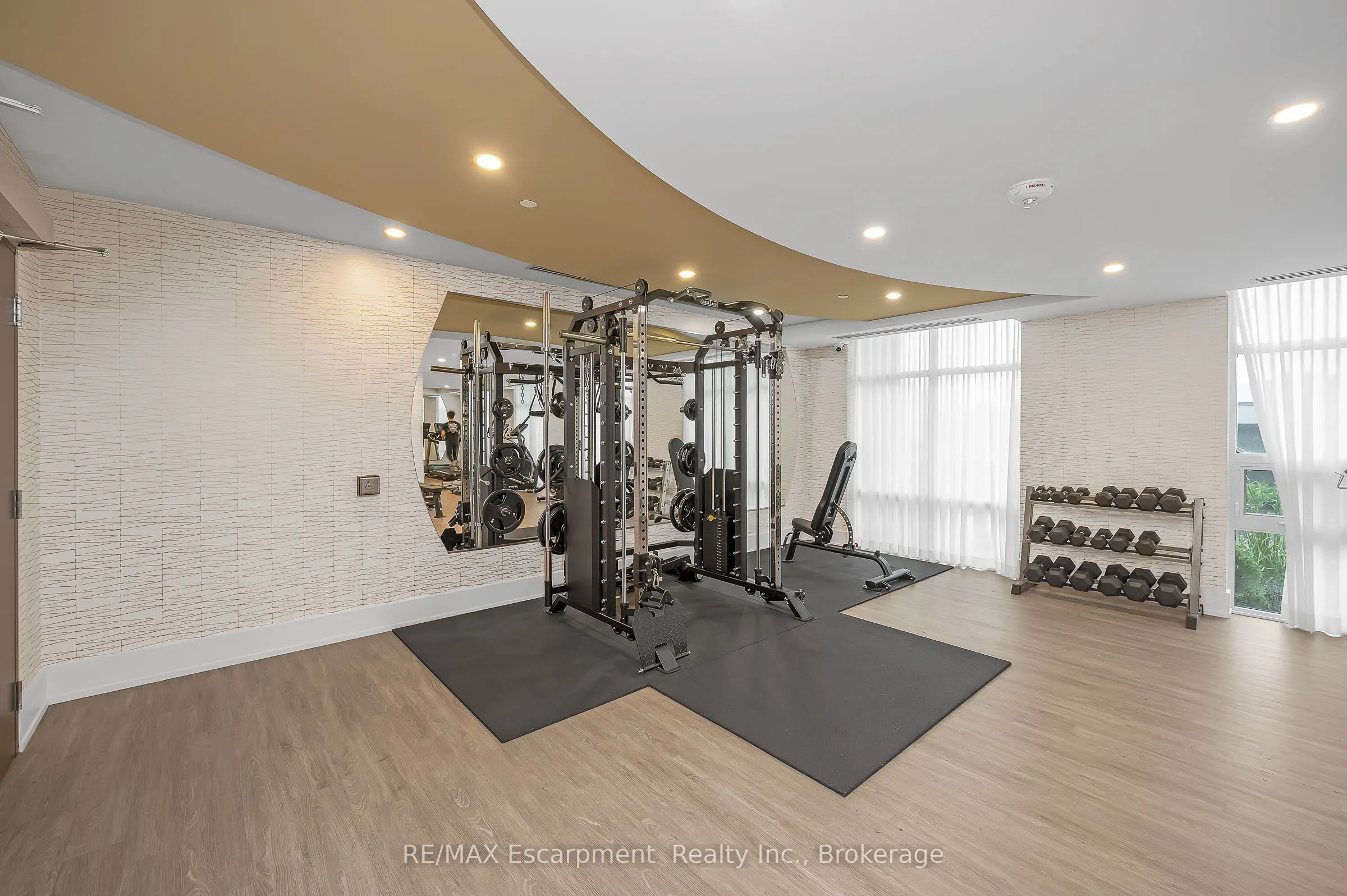 470 Dundas Street E, #514