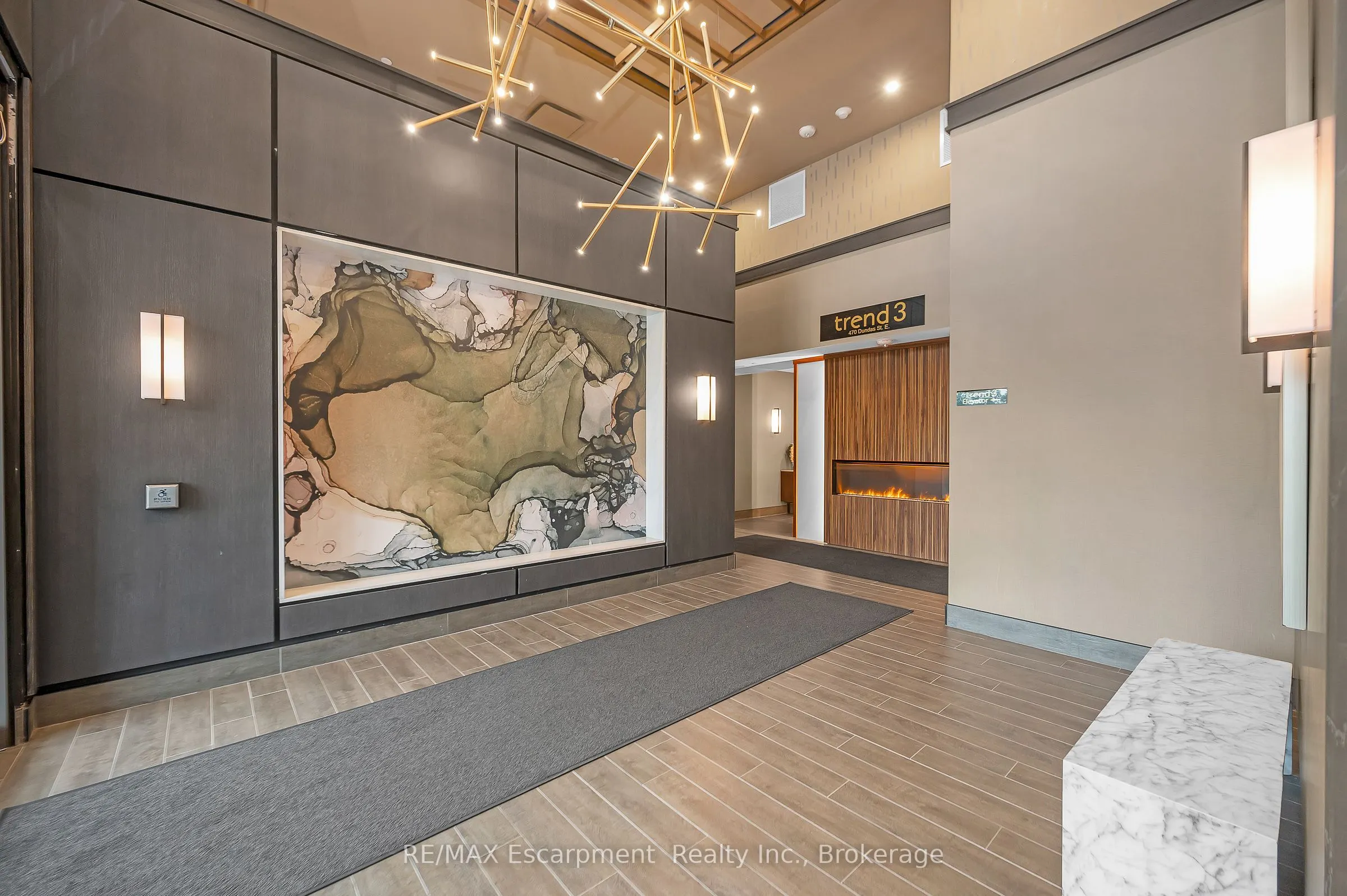 470 Dundas Street E, #514