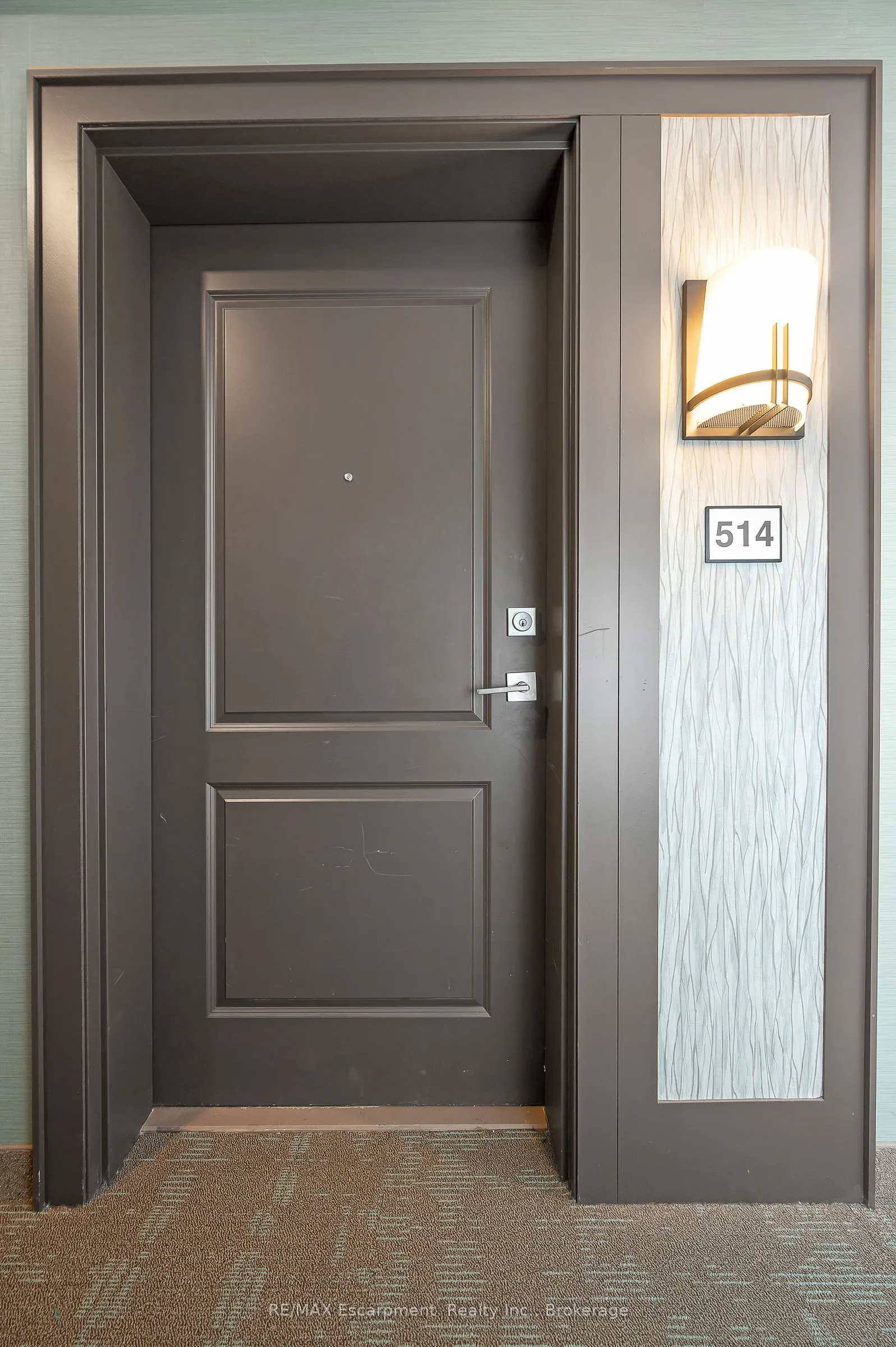 470 Dundas Street E, #514
