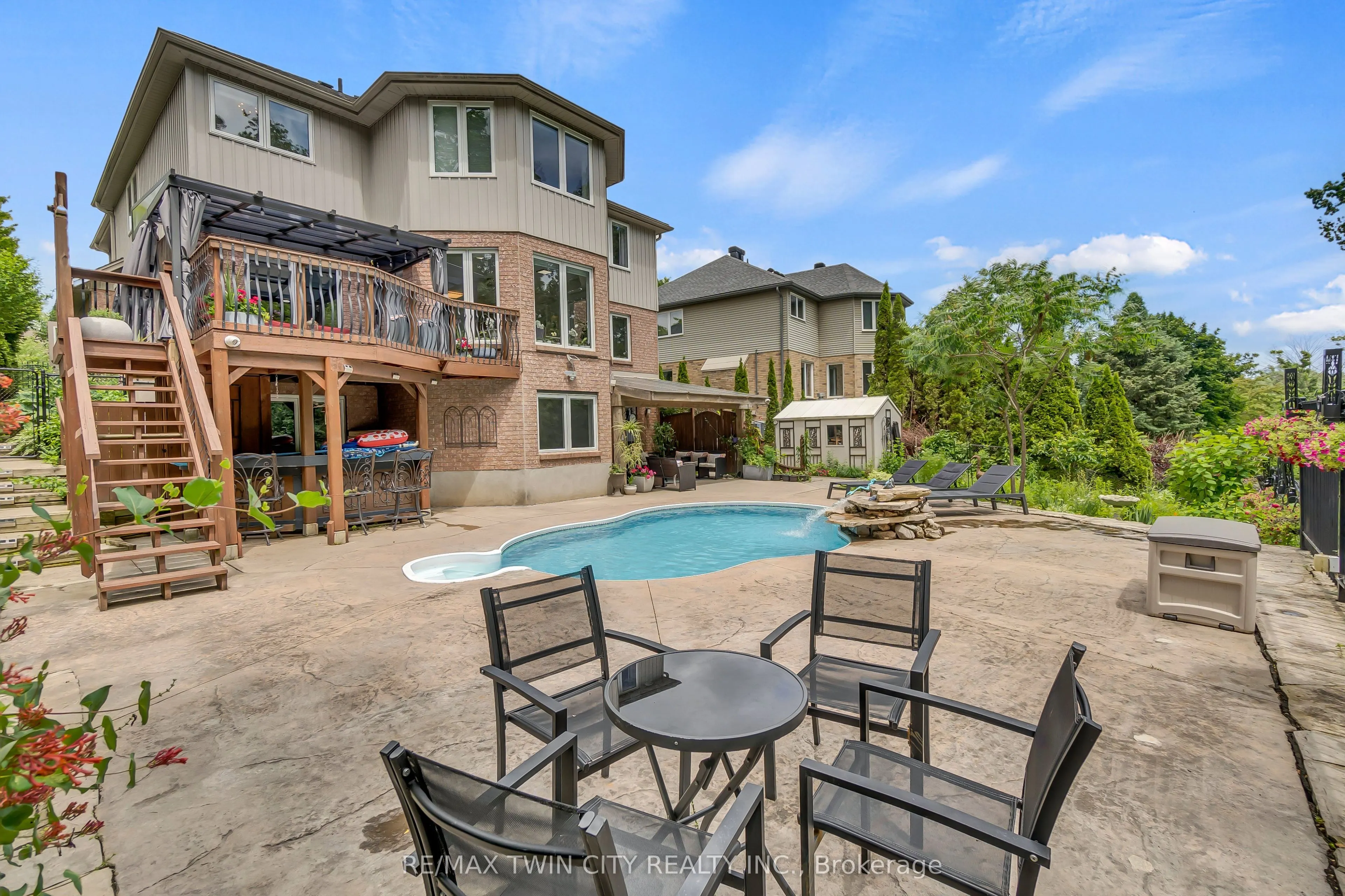 107 Chandos Drive