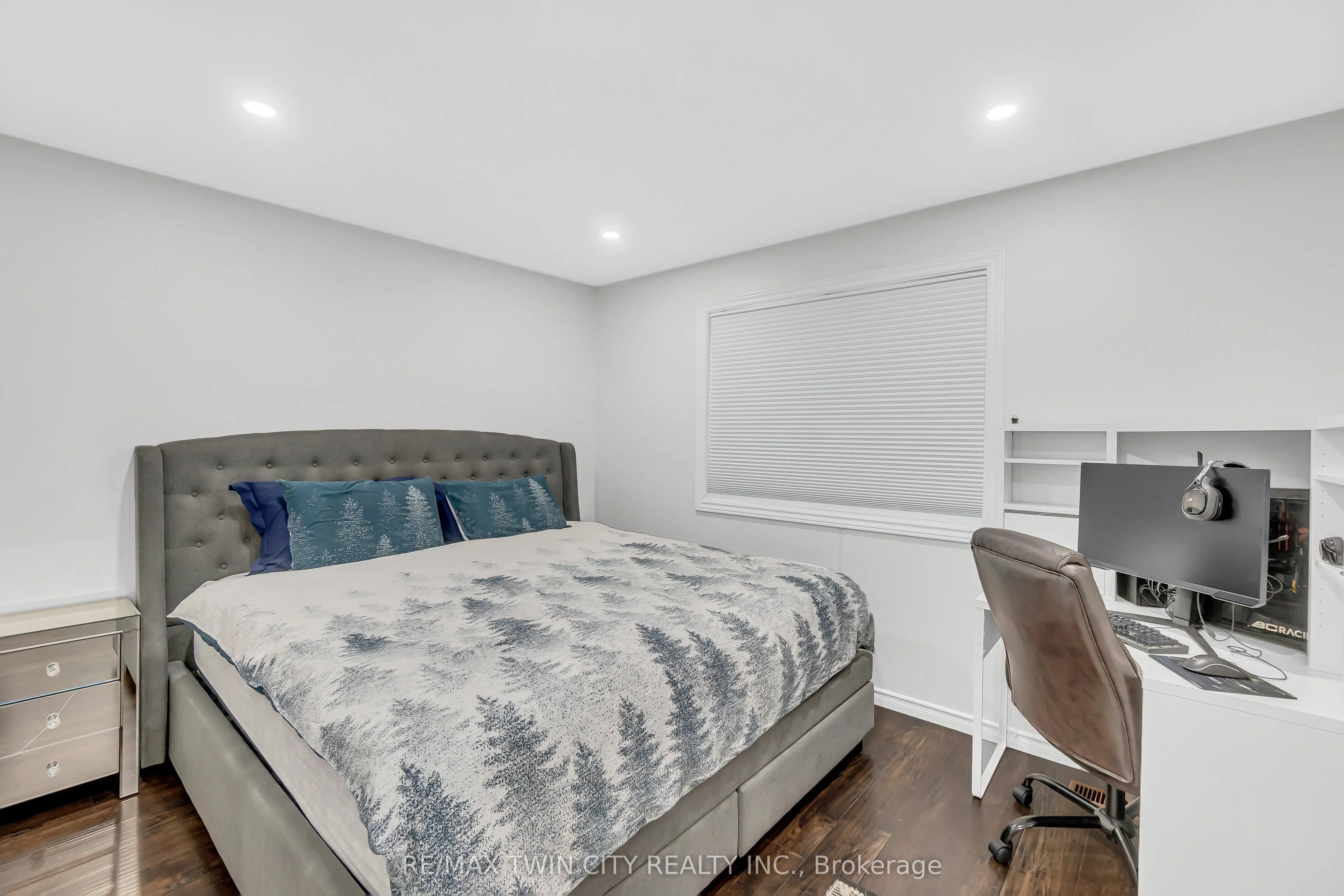 107 Chandos Drive