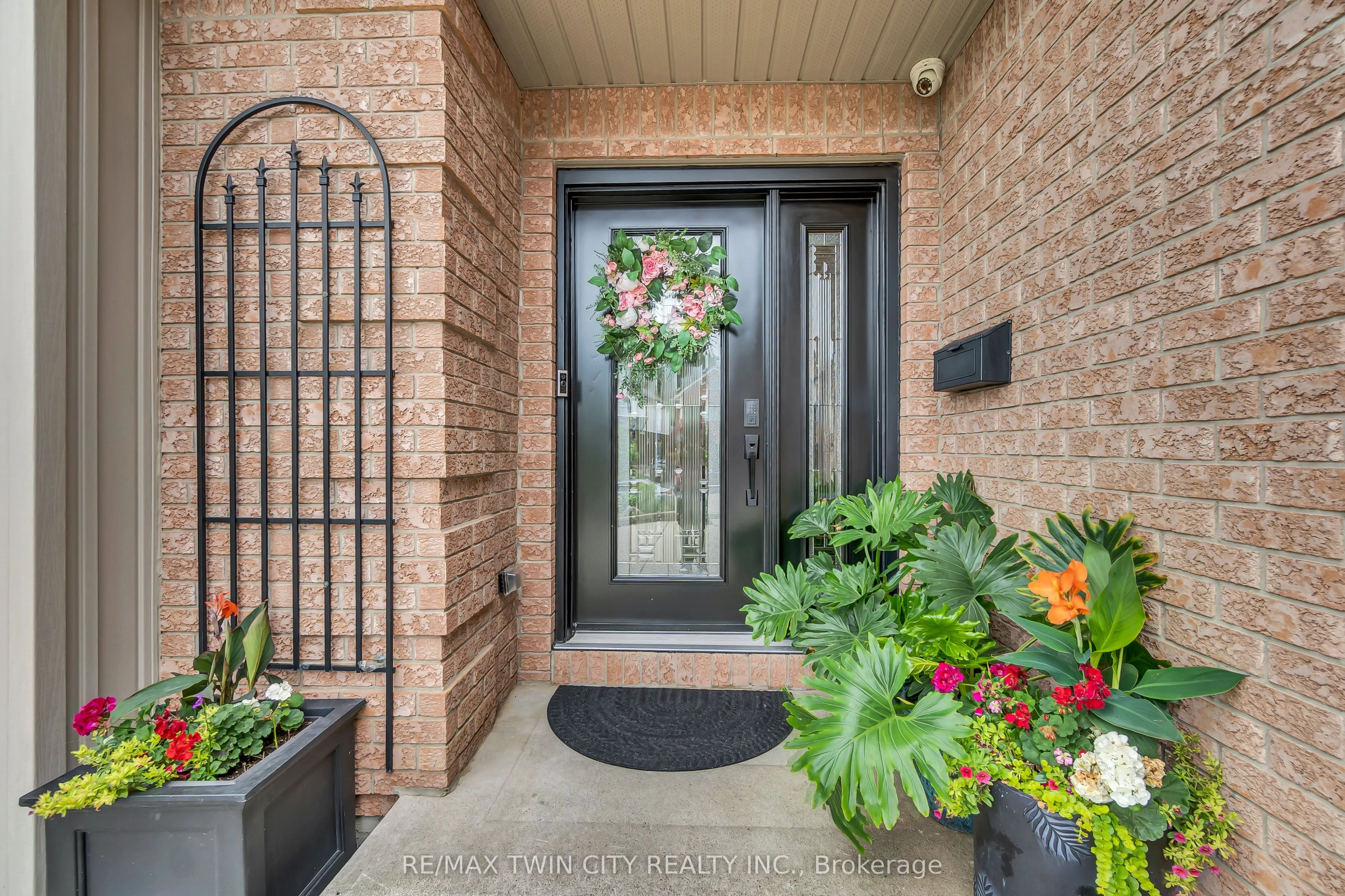 107 Chandos Drive