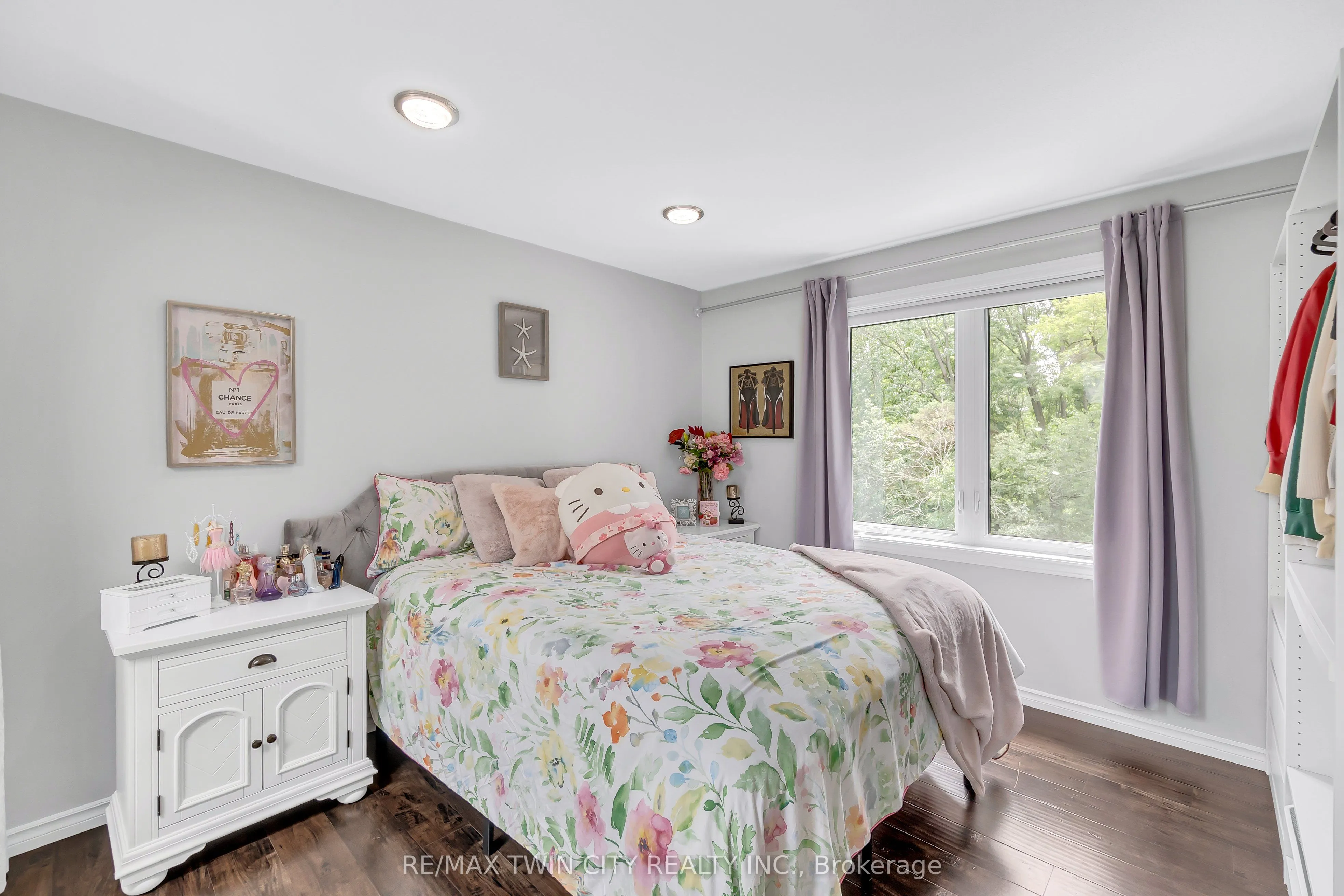 107 Chandos Drive