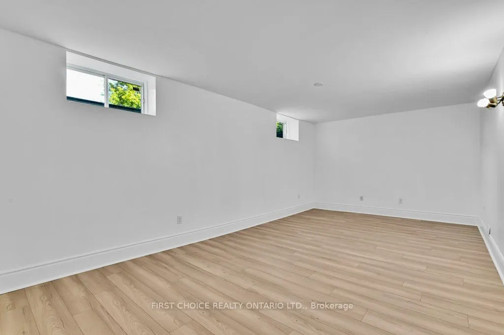 3085 Analdea Drive