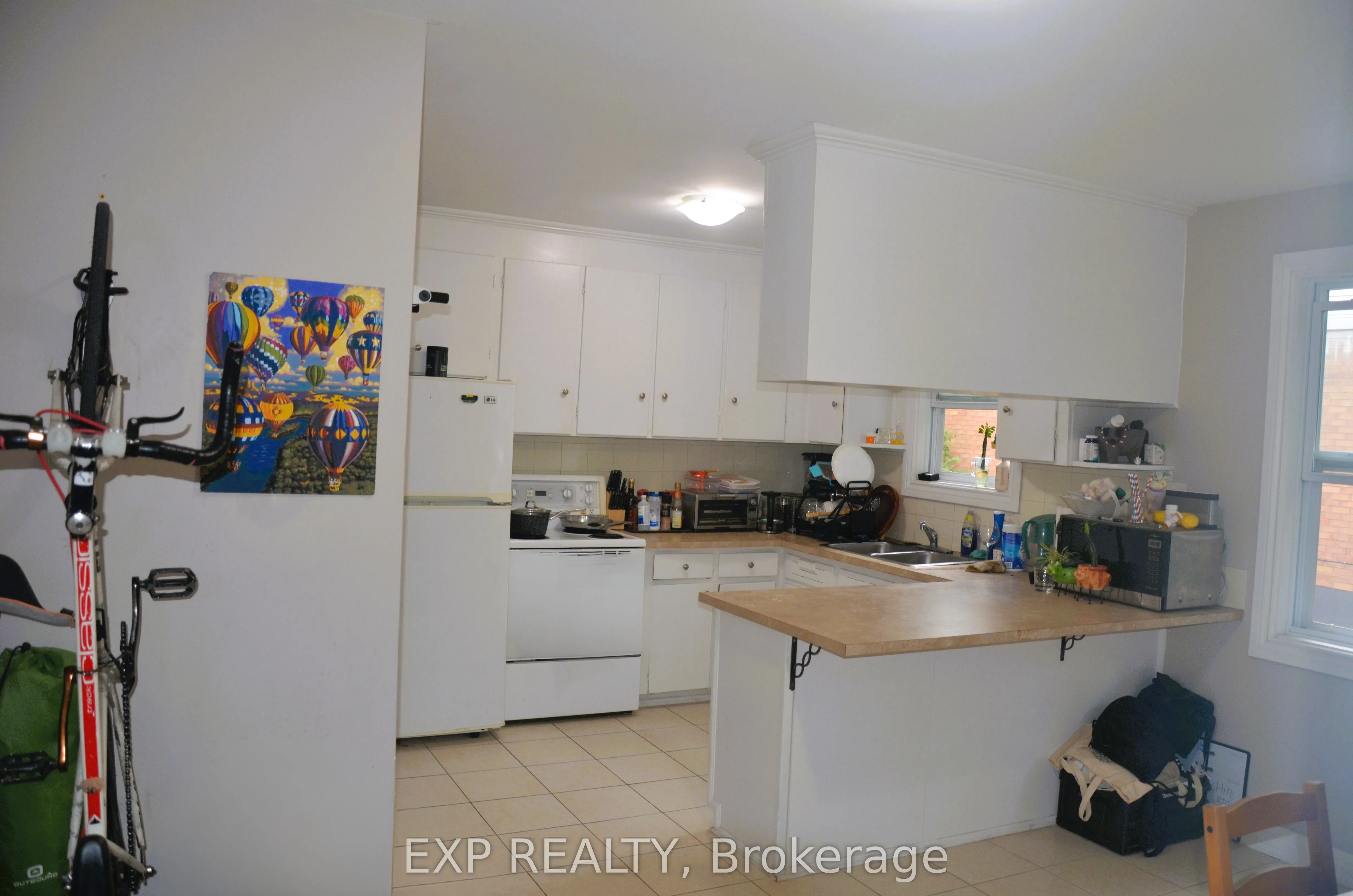 42 LAVERGNE ST Street E, #2