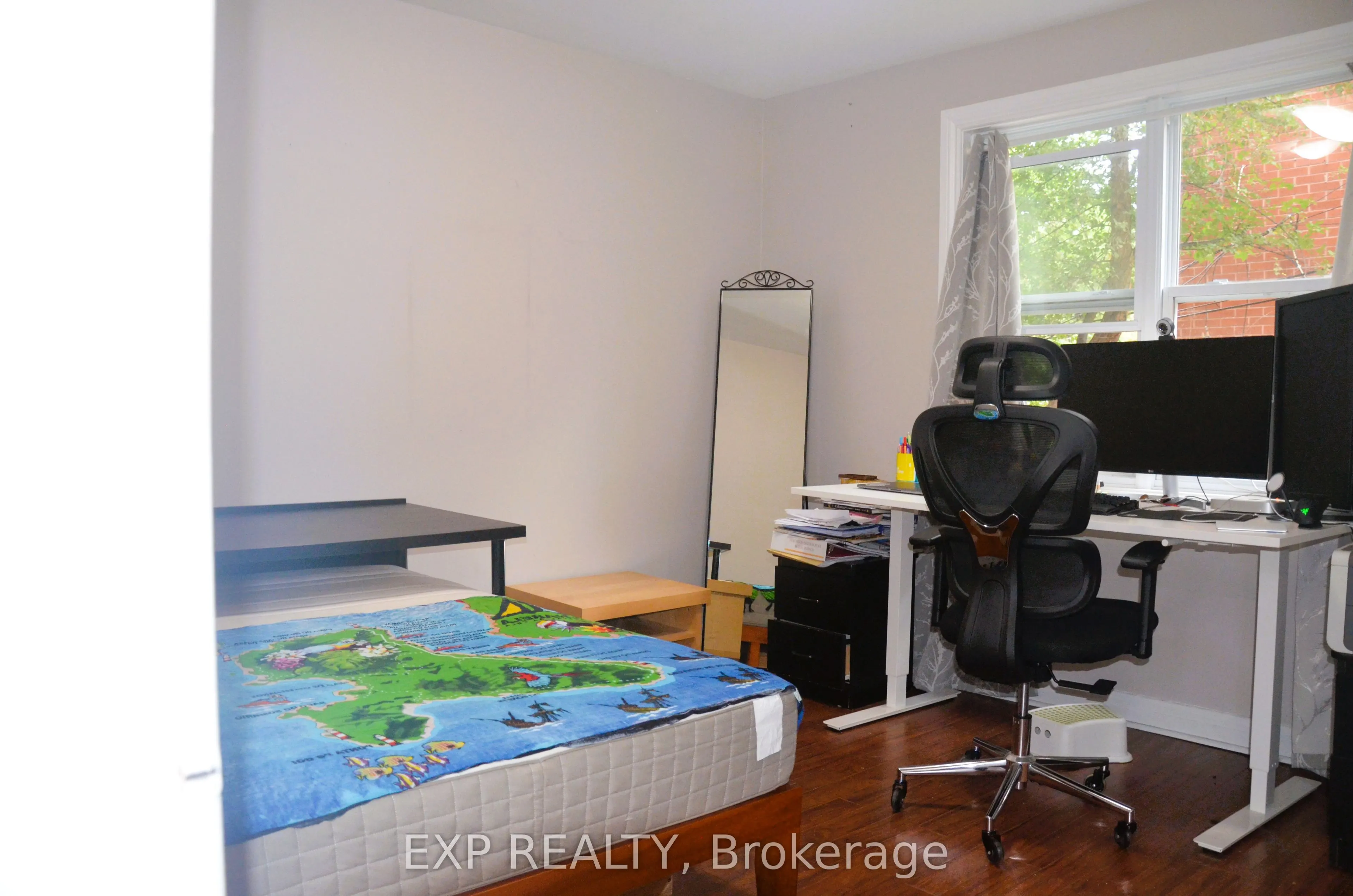 42 LAVERGNE ST Street E, #2