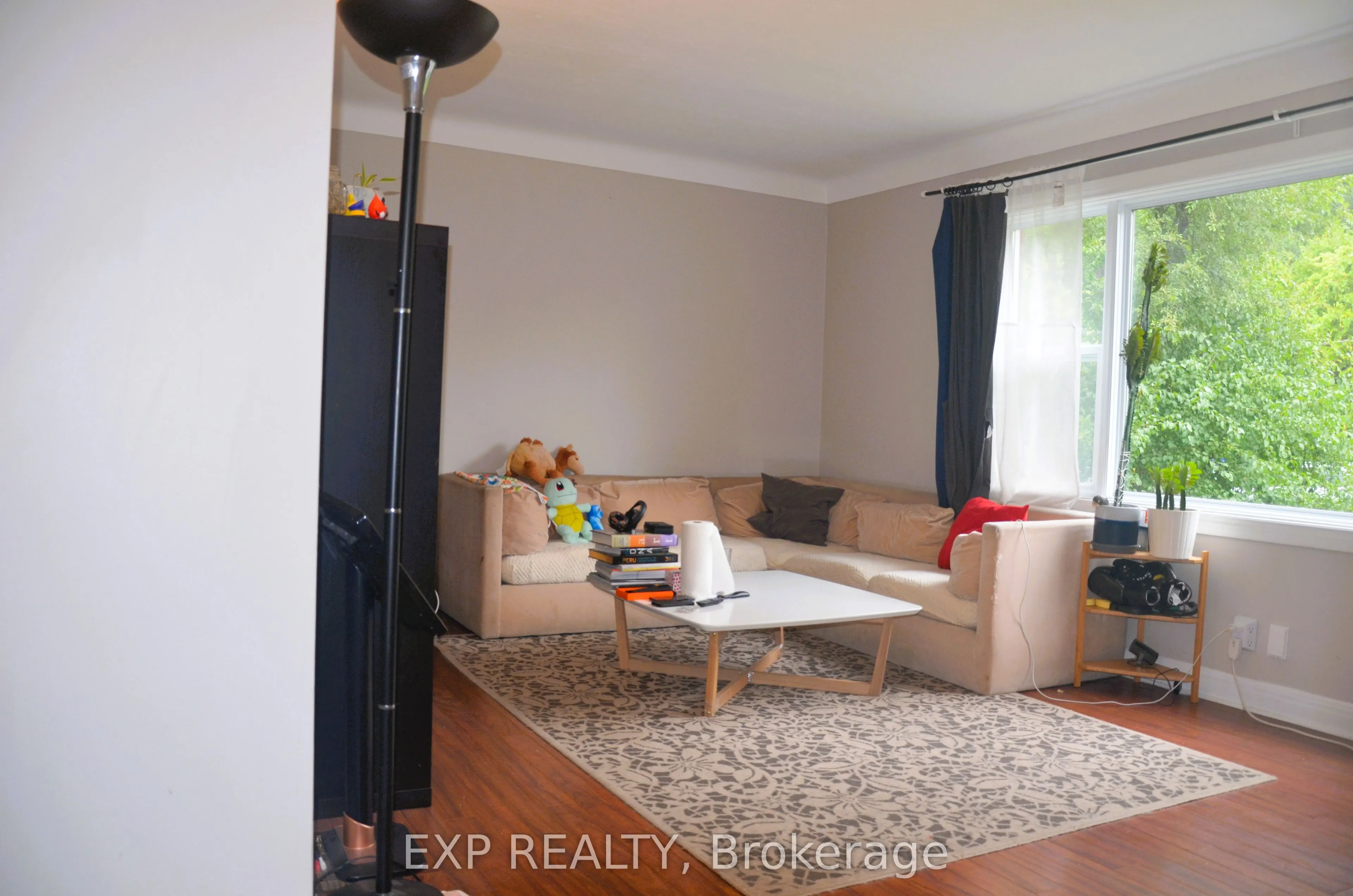 42 LAVERGNE ST Street E, #2