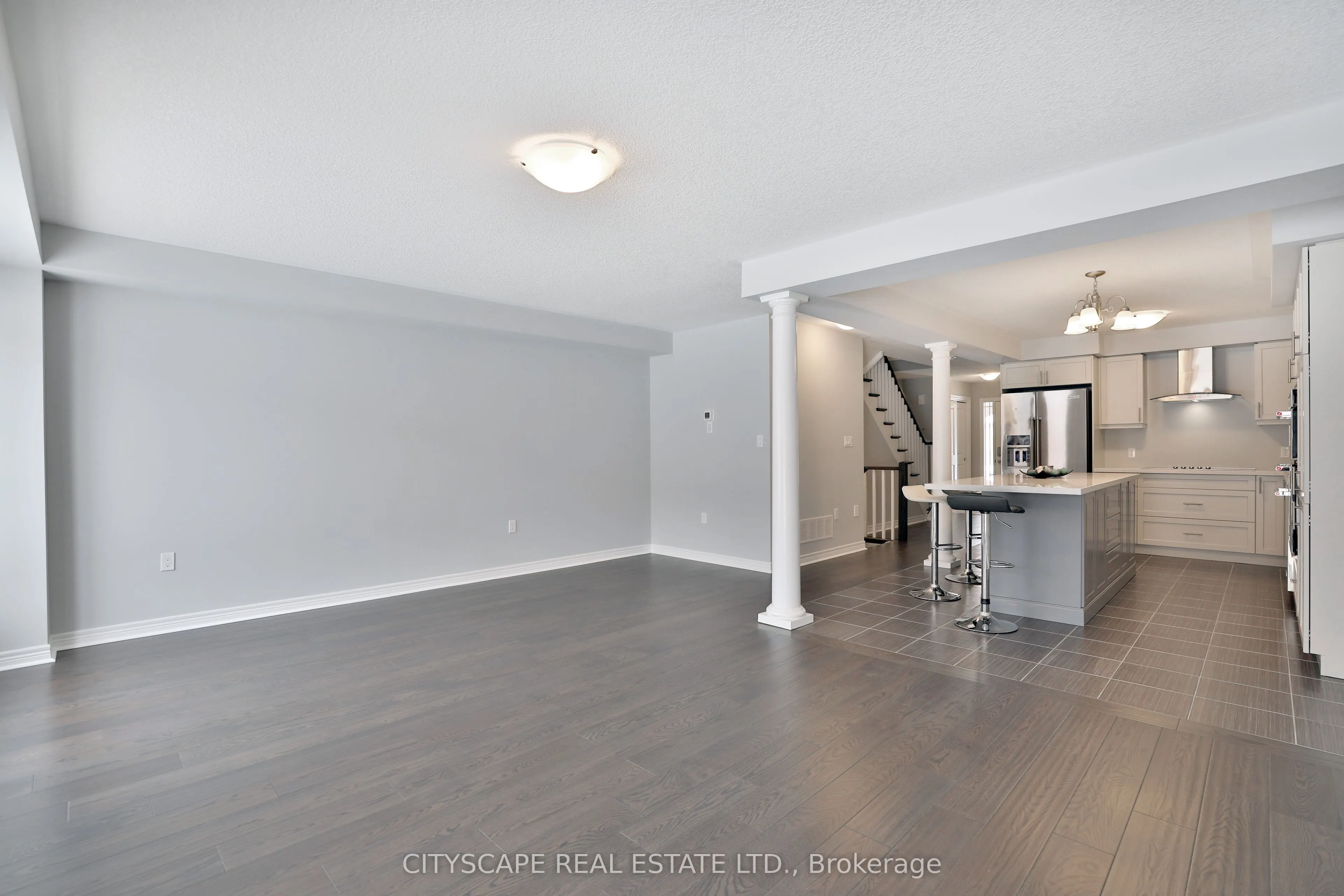 87 Bethune Avenue