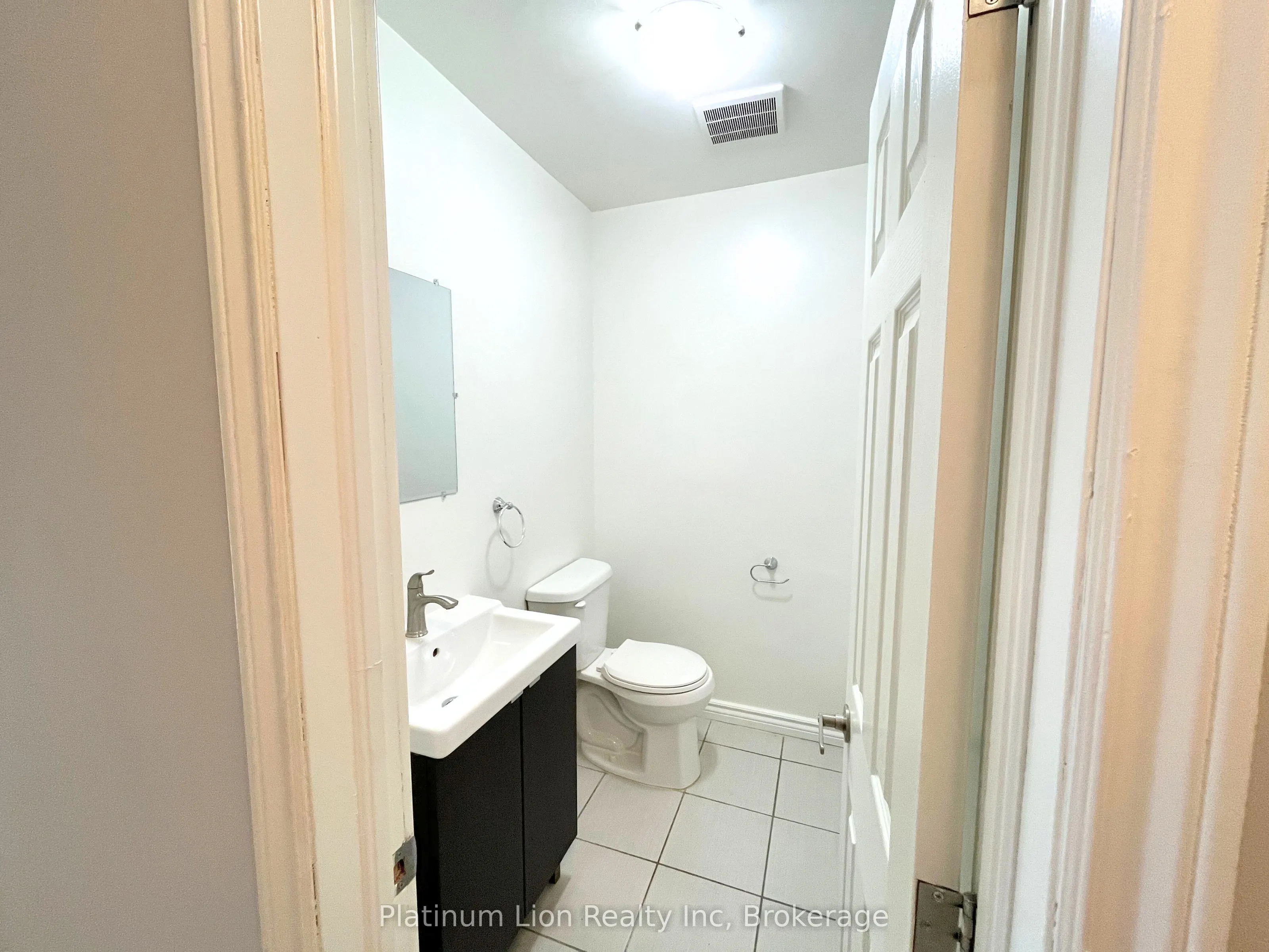 215 King Street E, #3