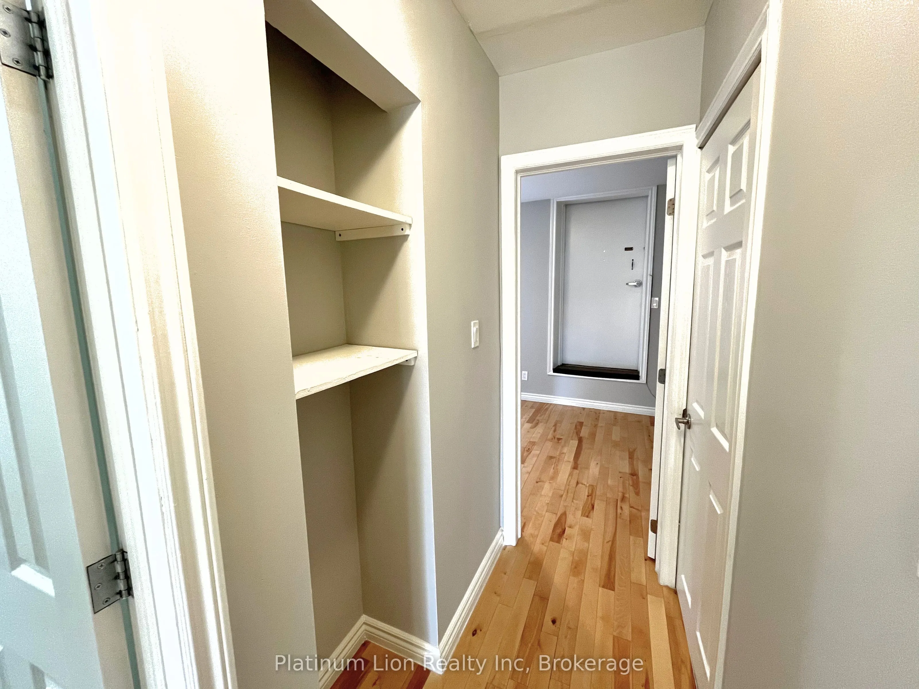 215 King Street E, #3