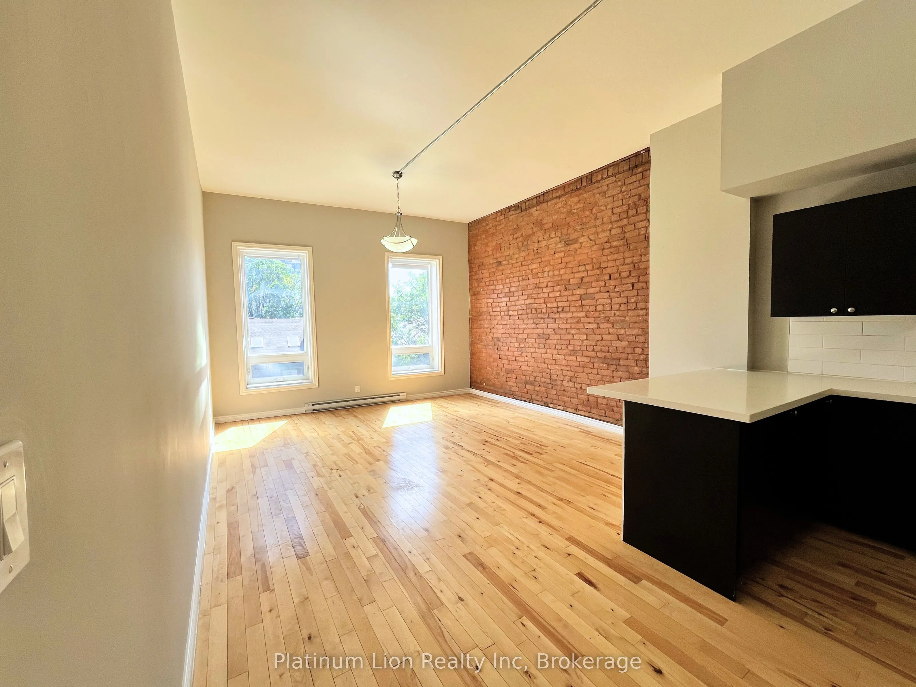 215 King Street E, #3