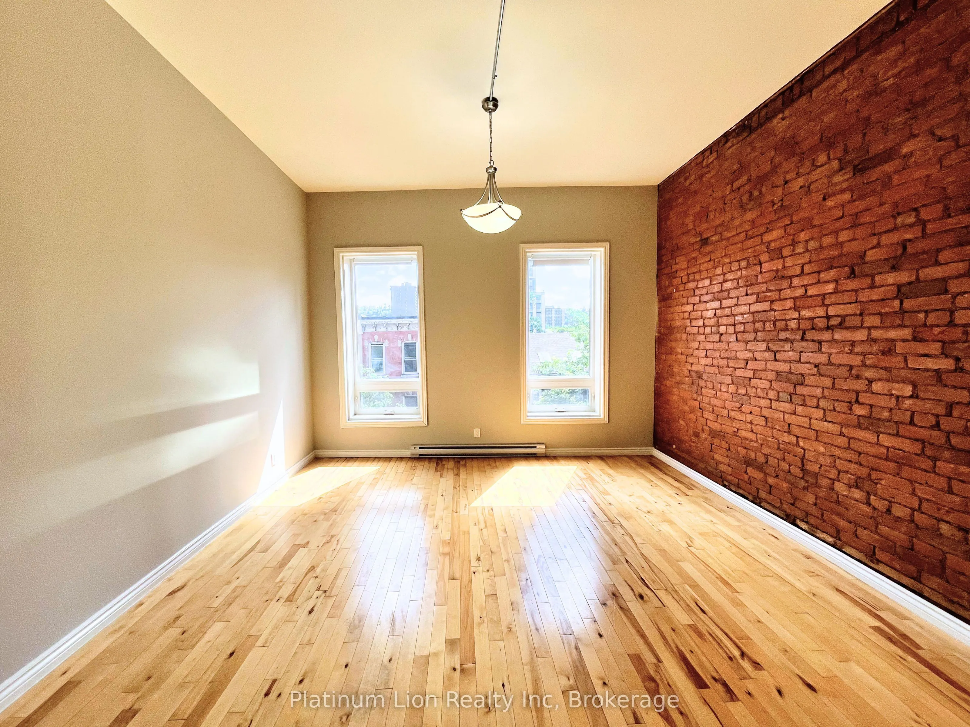 215 King Street E, #3