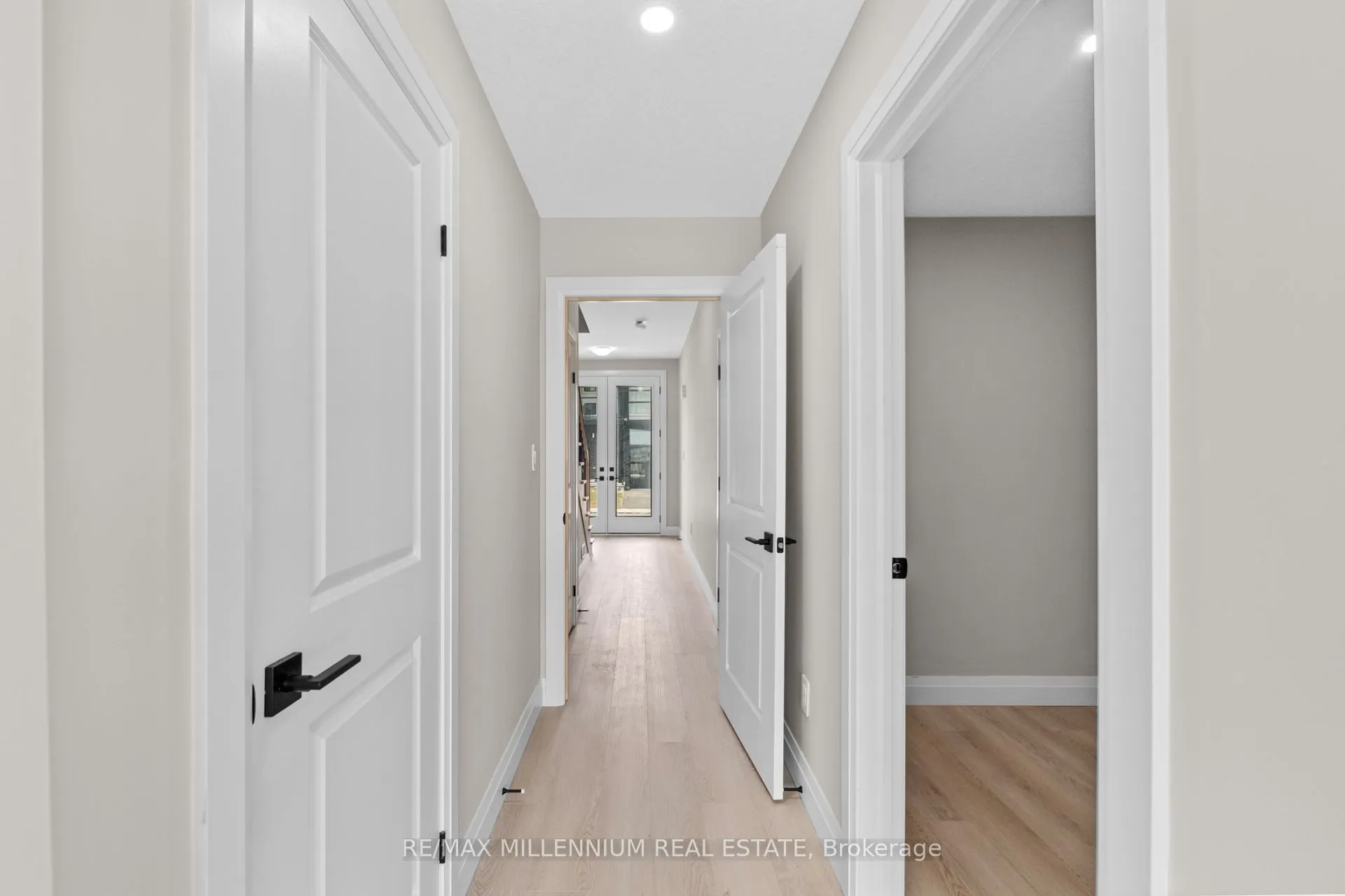 21 Warren Trail